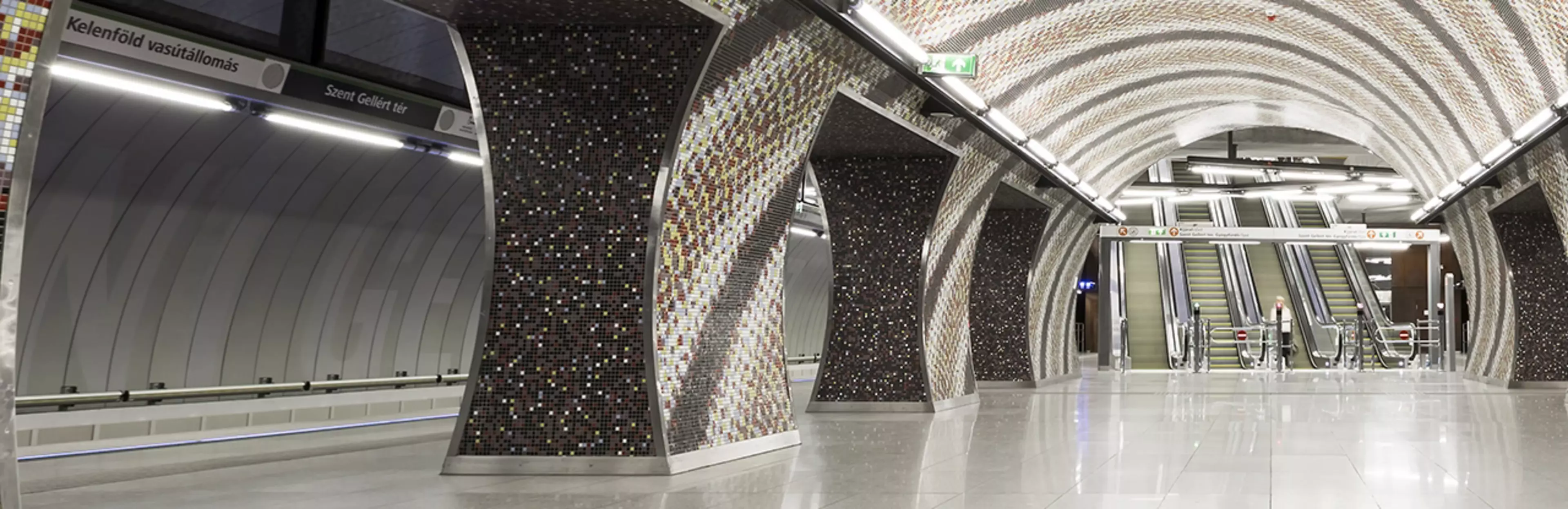 Lit public environment in underground rail station