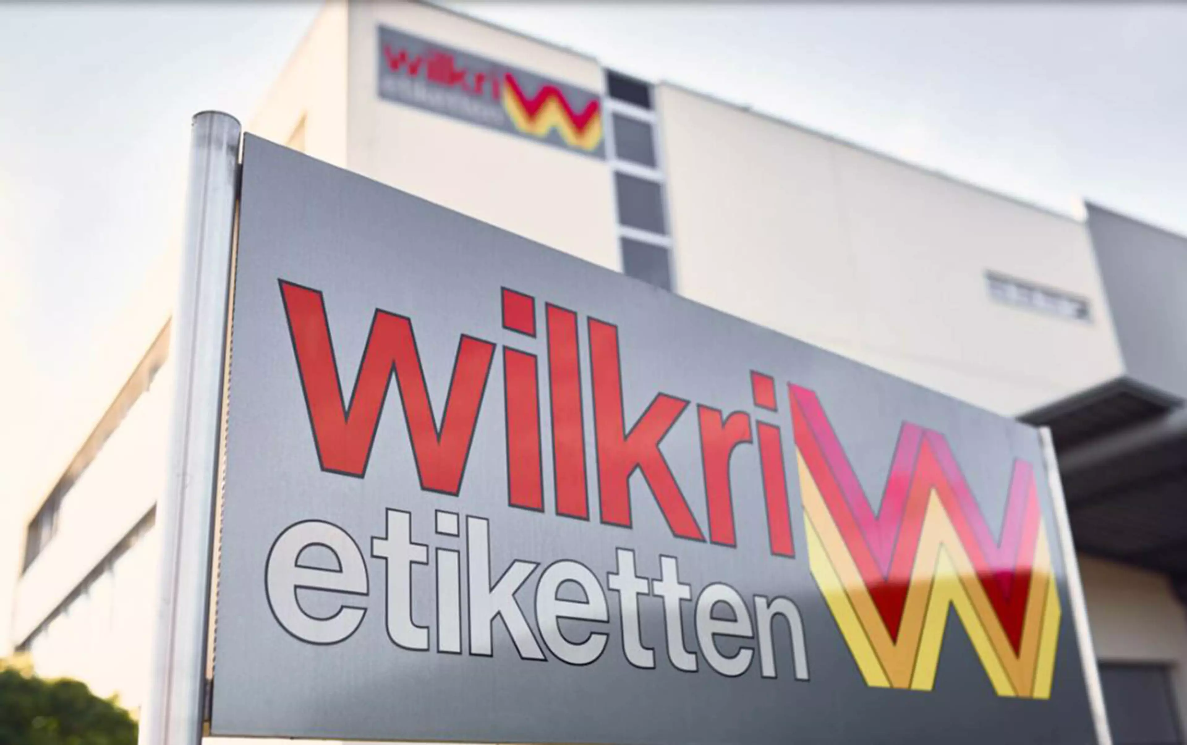 Wilkri-Etiketten G. Hoss KG: Outsourcing IT Services to focus on core business