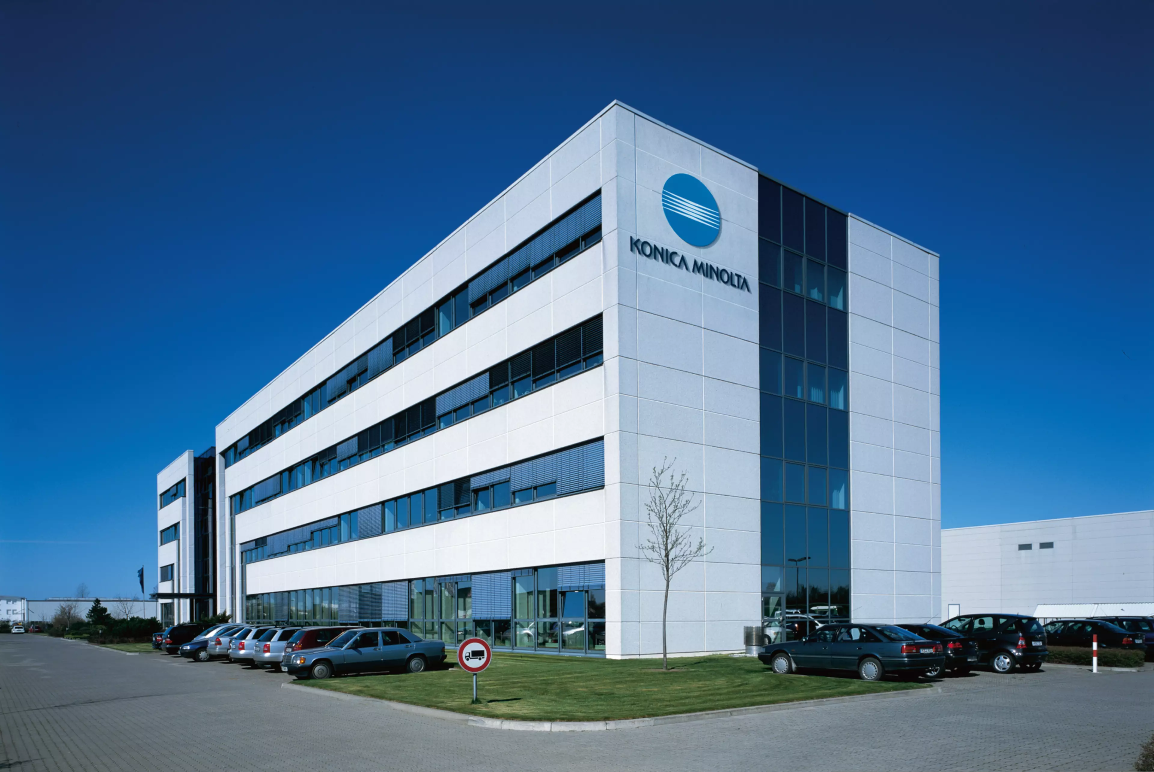 building,  headquarters