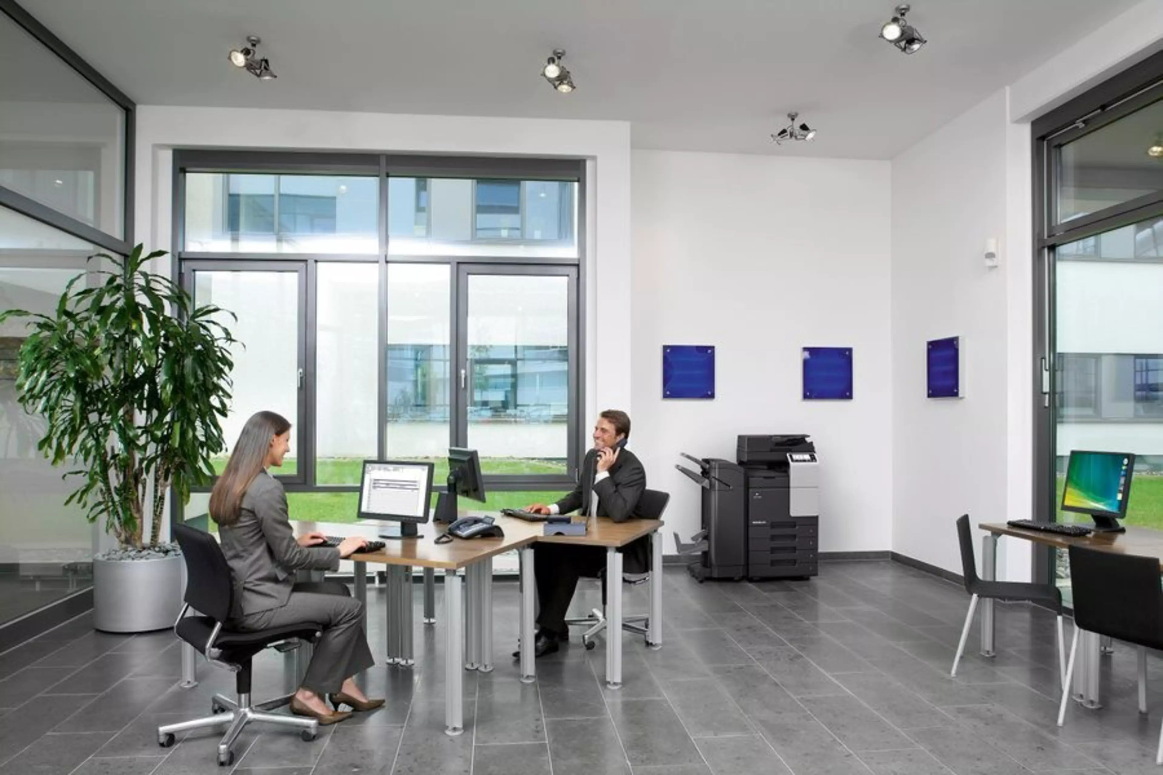 Konica Minolta führt multifunktionales A3Farbsystem bizhub C257i einImgCarousel1