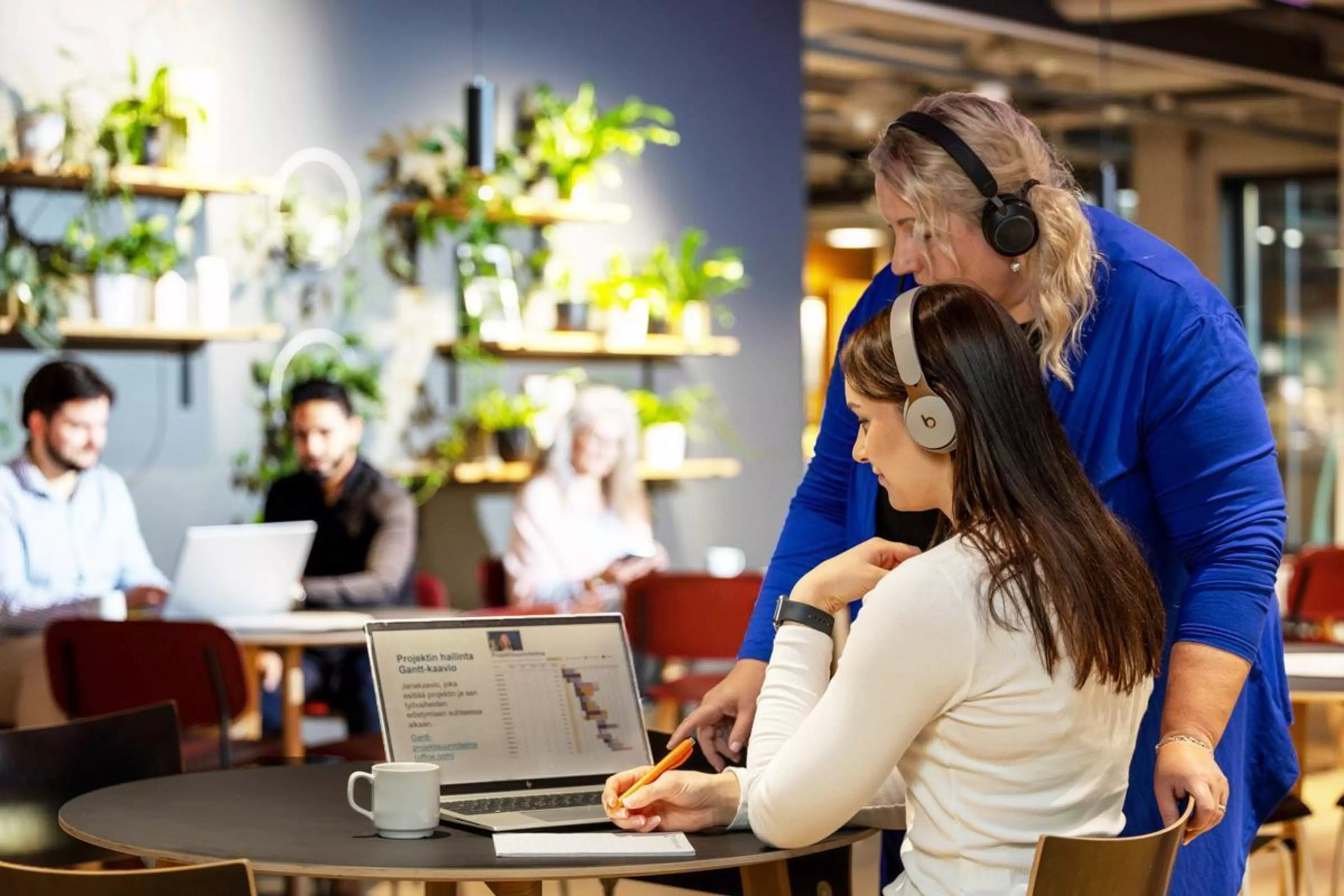 Suomen Yrittäjäopisto: Case Copilotin käyttöönotto