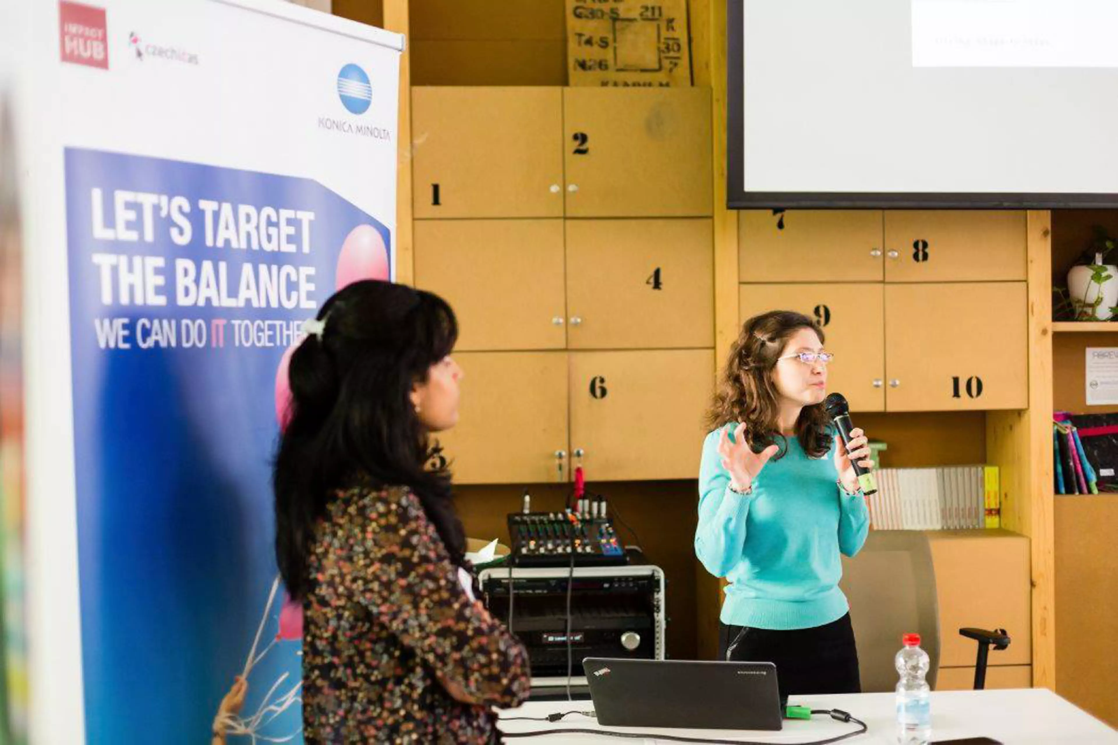 Konica Minolta supports women as IT professionals by Czechitas project in Czech Republic