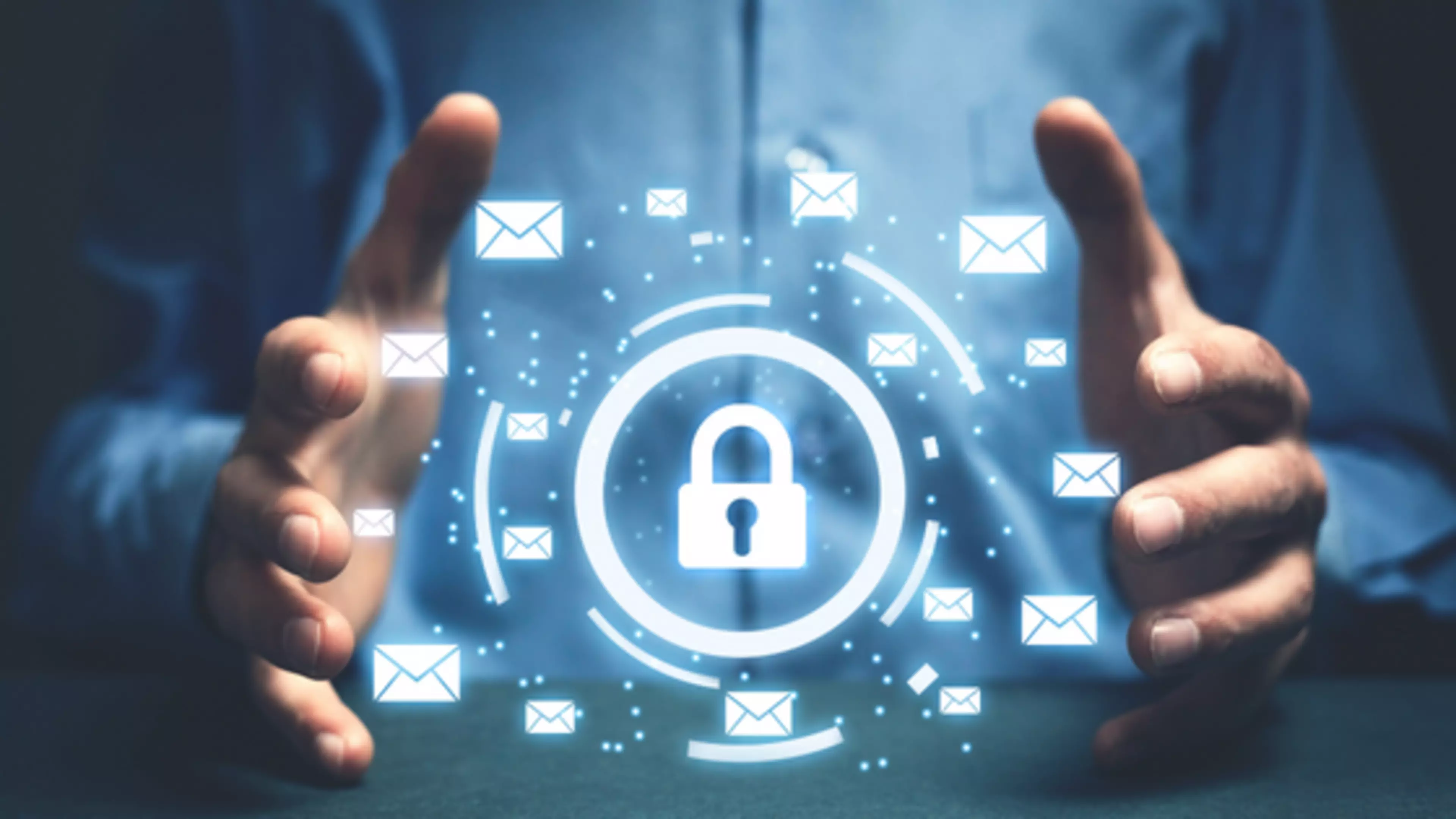 Exchange Online : fin de l'authentification de base, conséquences et solutions ?HeroSlider