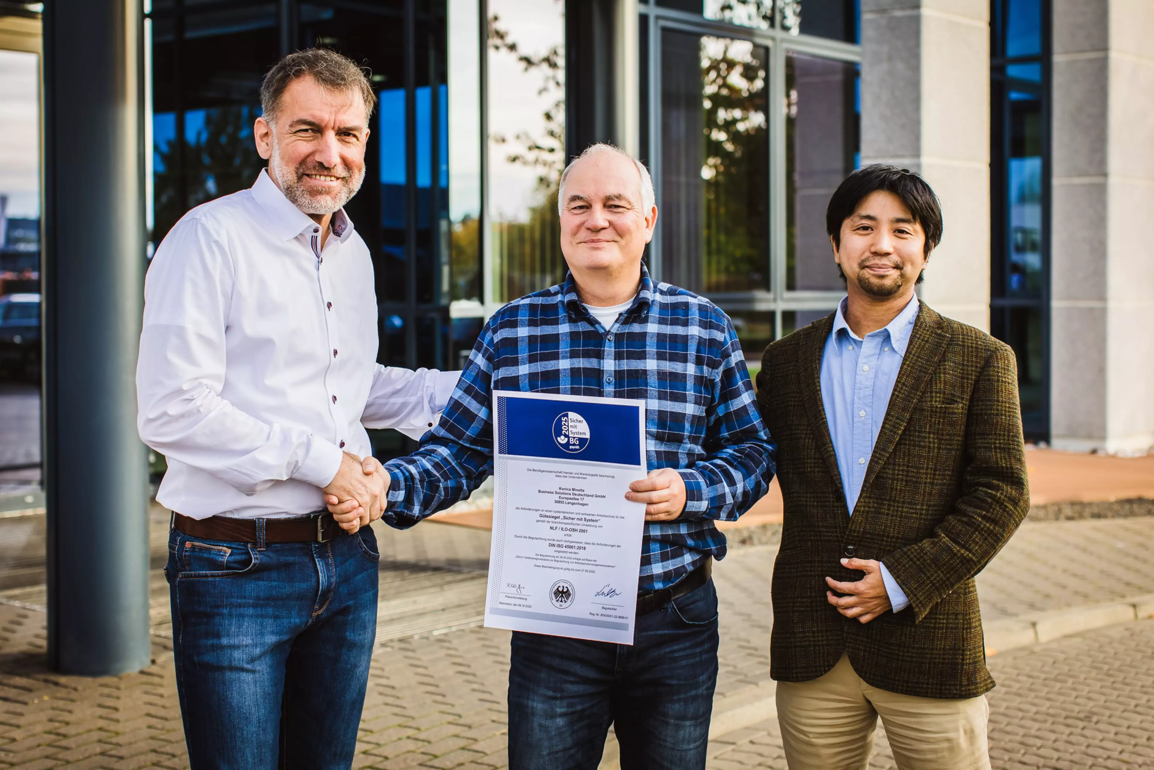 Konica Minolta erhält Gütesiegel für sicheren ArbeitsschutzImgCarousel1