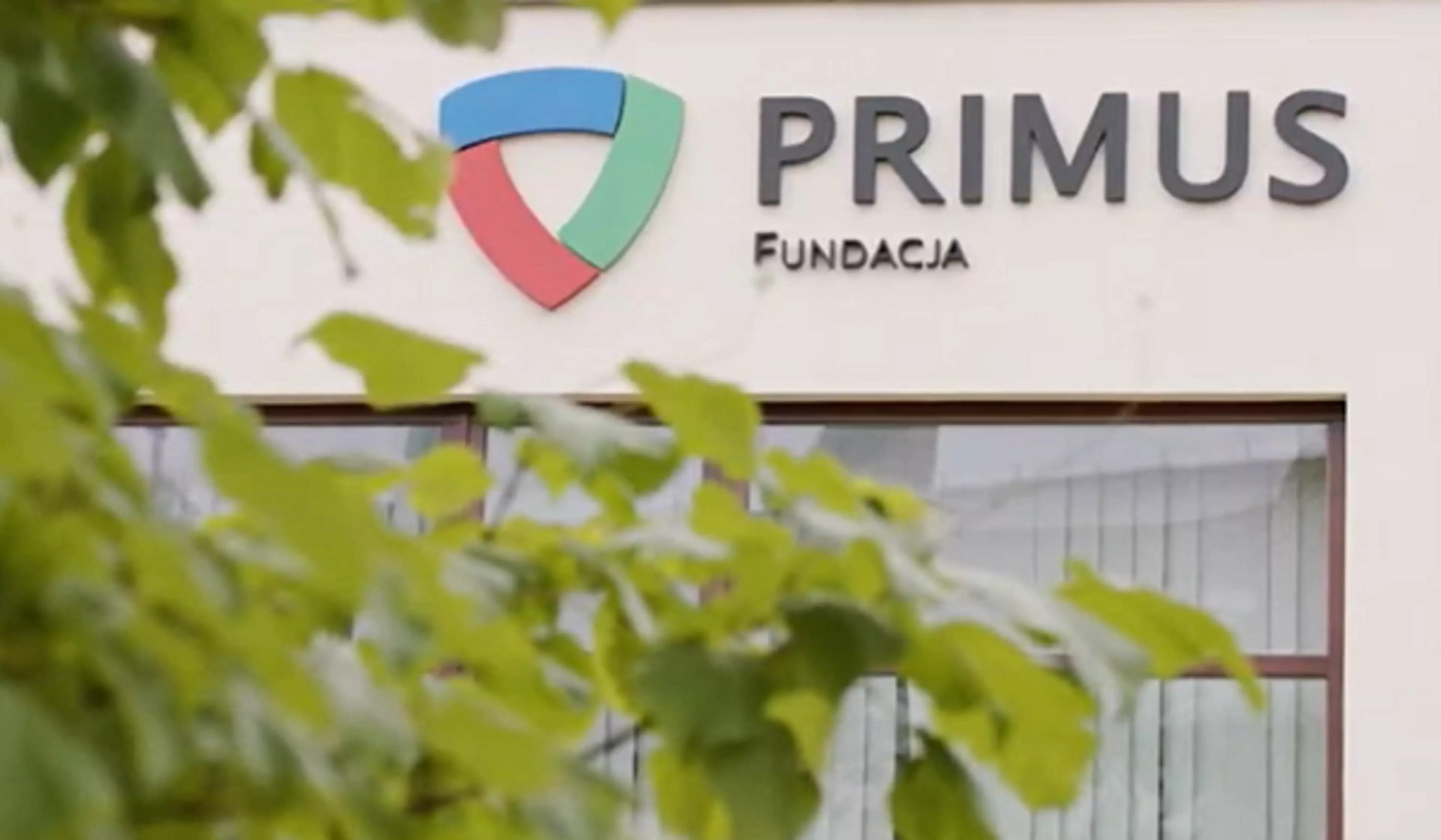 Merjenje telesne temperature učencev, zaposlenih in obiskovalcev v šoli PRIMUS.HeroSlider