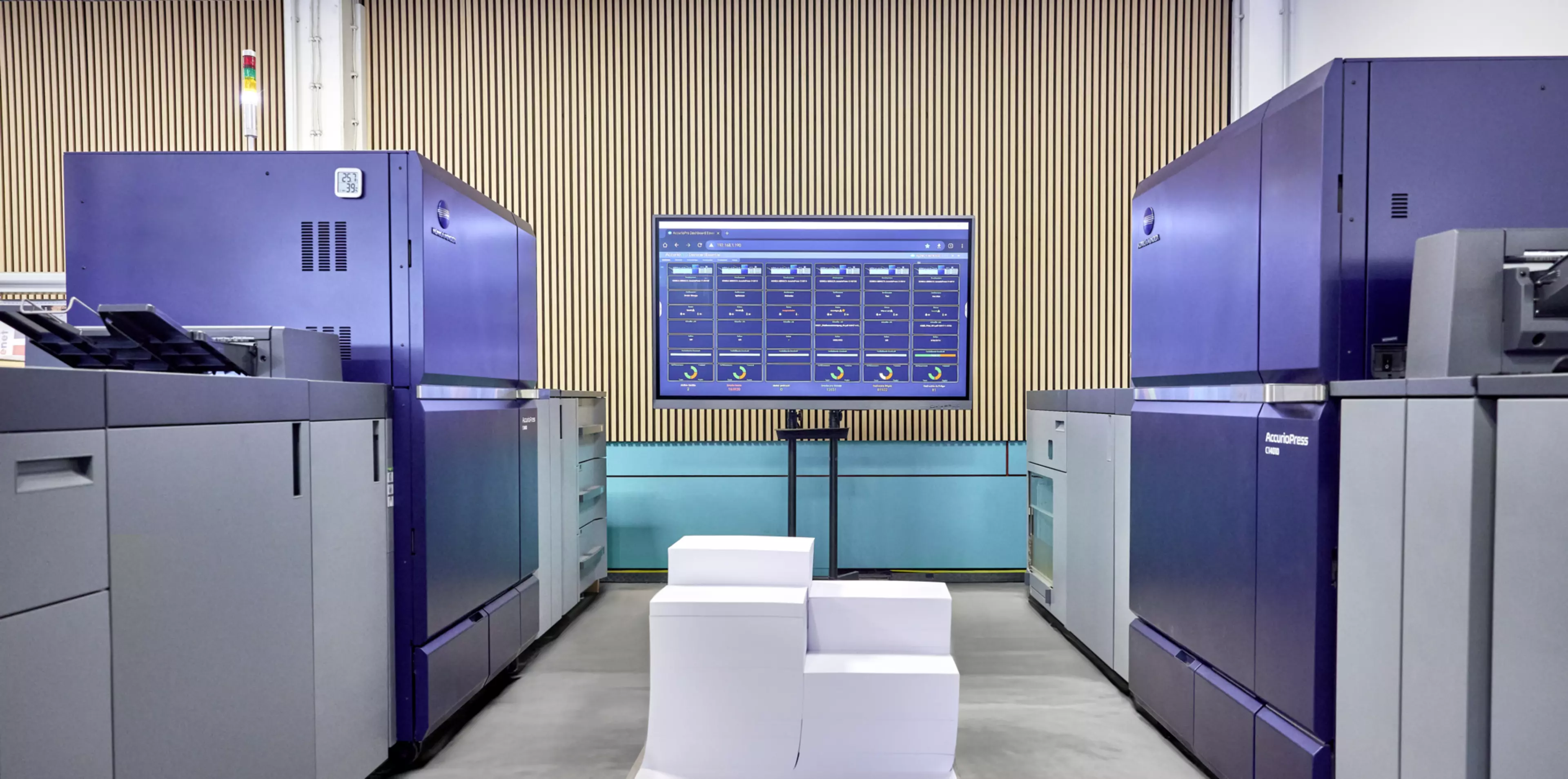 Professional Printing, AccurioPro Dashboard, AccurioPro Flux, PP, commercial printer, print sample, product location picture, production printing, production printing environment