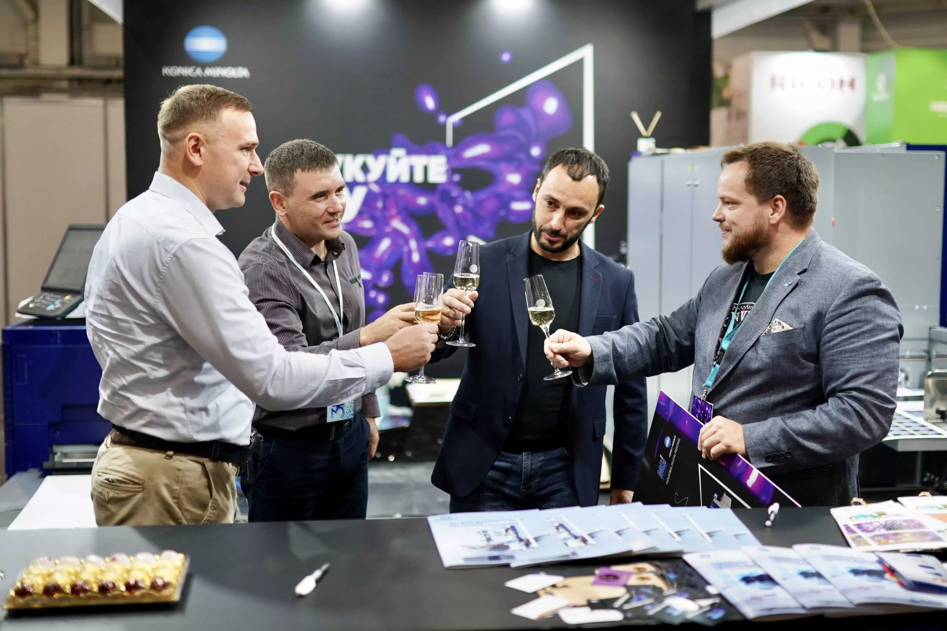 Konica Minolta й Aladdin Print уклали угоду про продаж 4-ї в Україні MGI JETVARNISH 3DS & FOILS на RemaDays Kyiv 2021ImgCarousel5