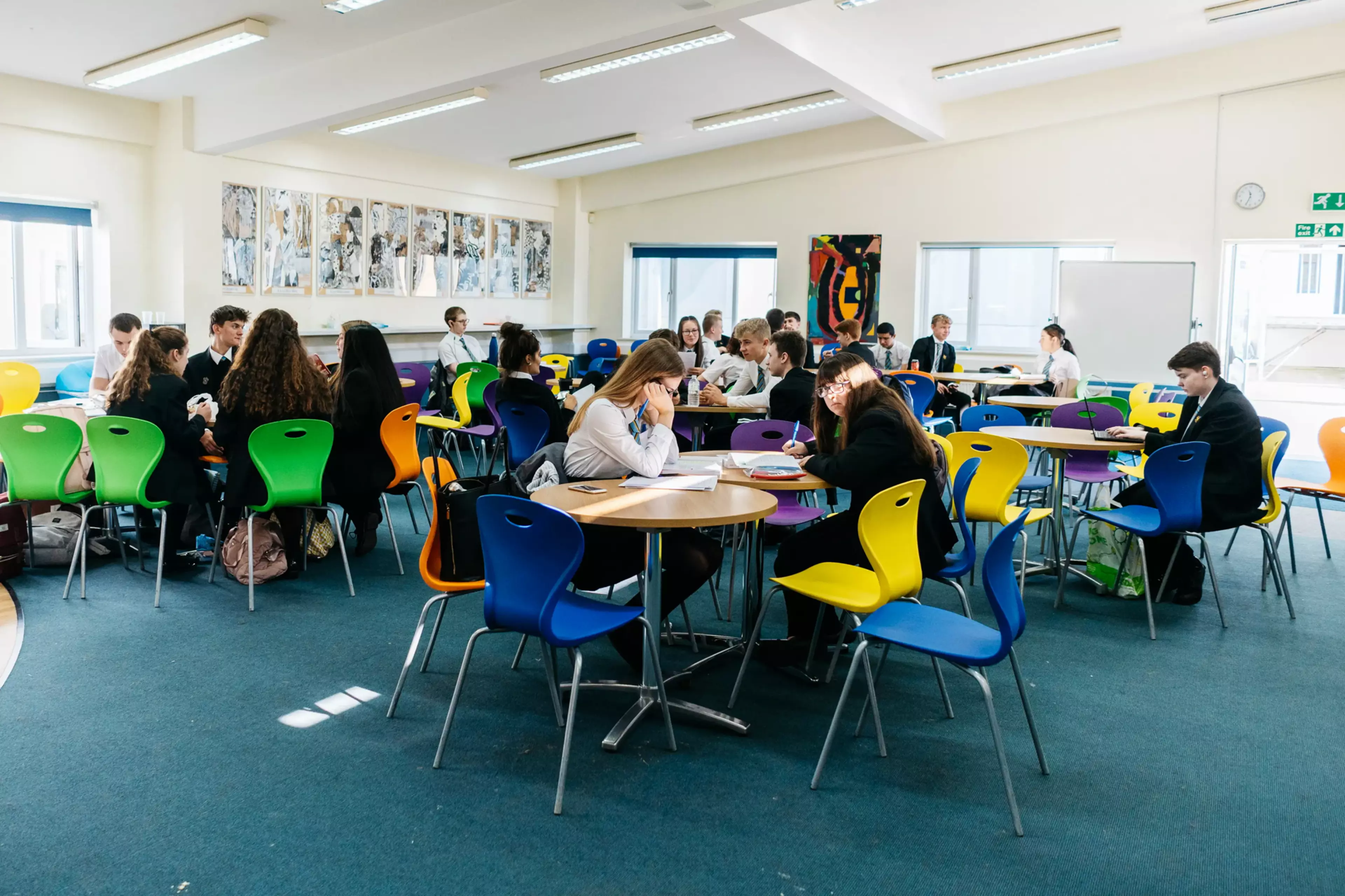 Intelligent Video Solution in the Sweyne Park SchoolHeroSlider