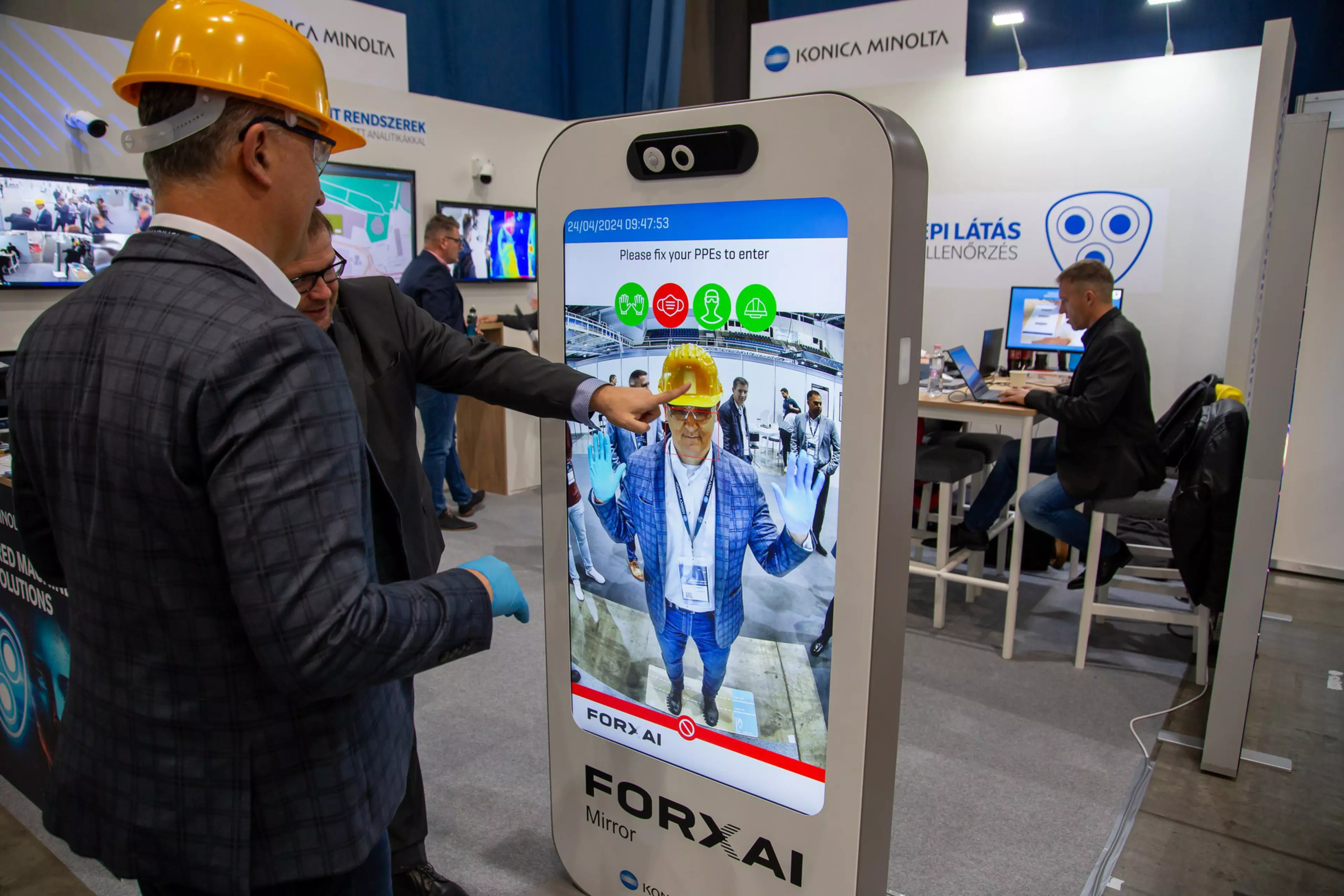 MI vezérelt gépi látás megoldásainkkal és a FORXAI Mirror debütálásával érkeztünk az IOT LIVE SHOWRa!ImgCarousel12