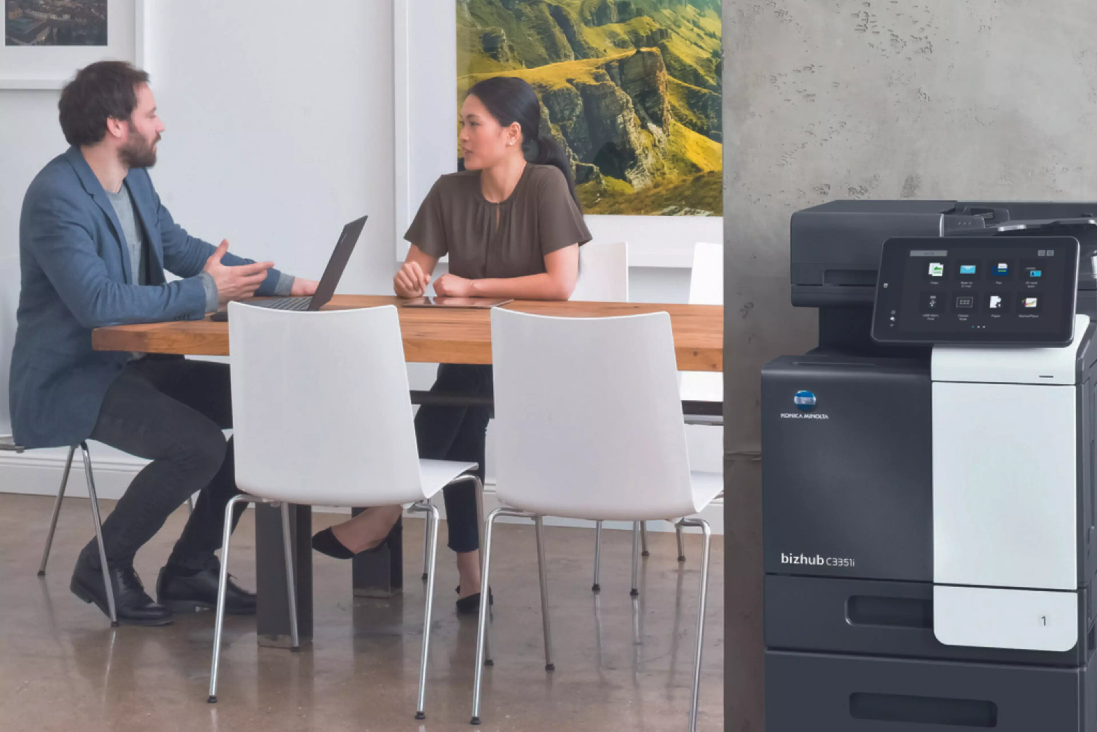 LEASING AF KOPIMASKINE TIL KONTOR