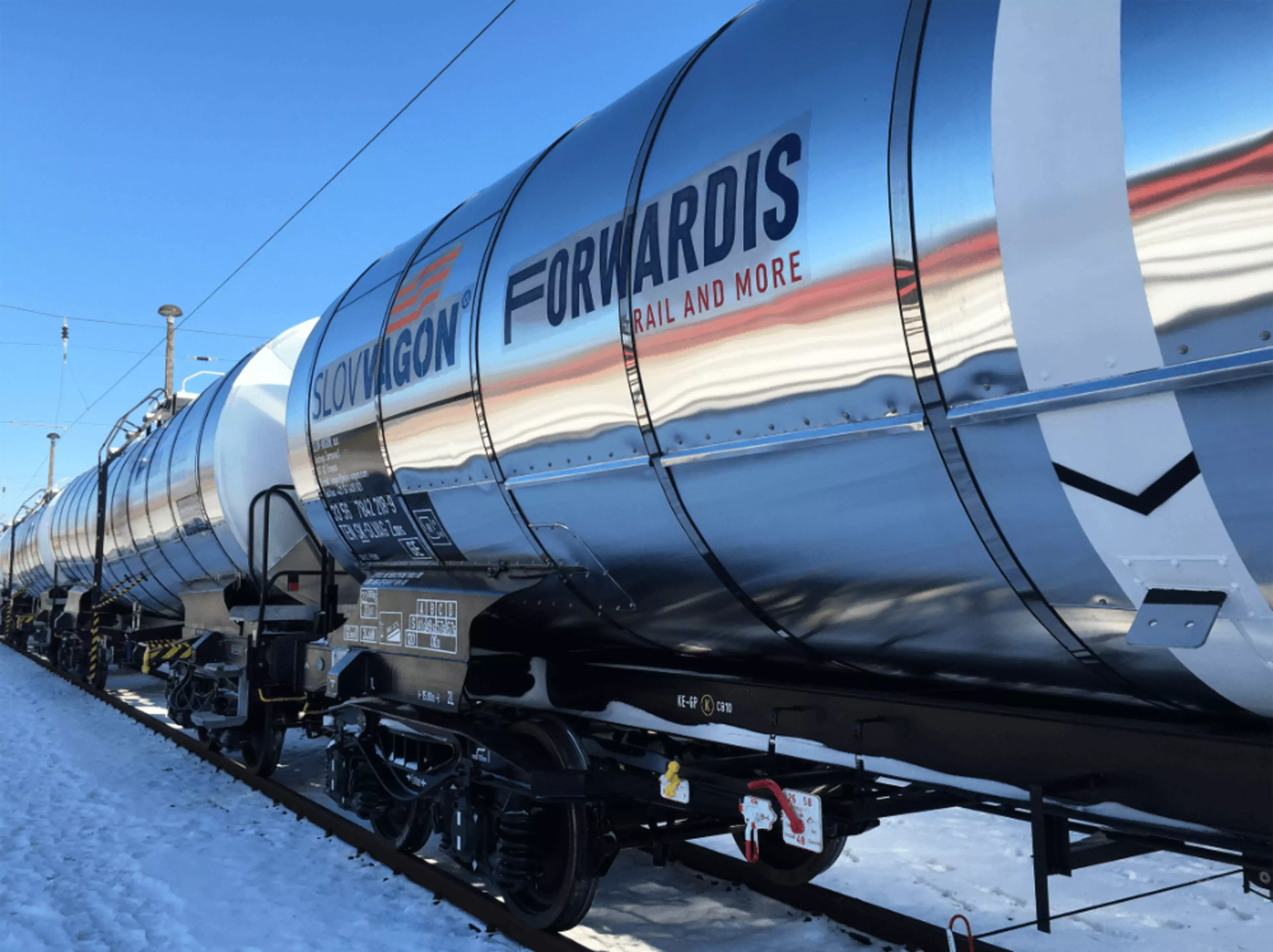 FORWARDIS freight transport and goods logistics now even more efficient and networked with operations all over europeHeroSlider