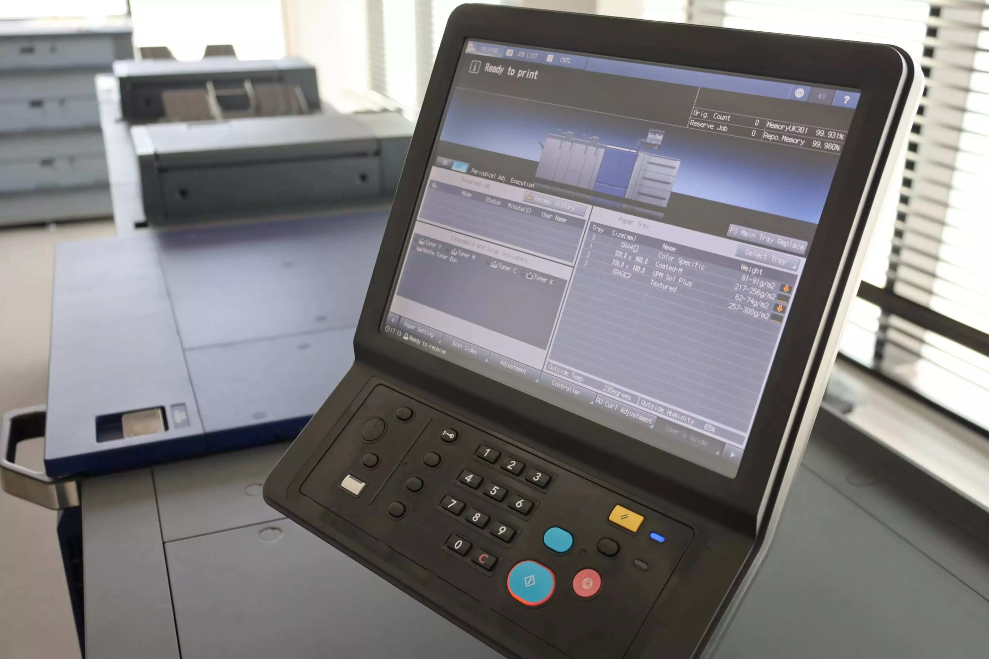 AccurioPress C7100: jeszcze wyższy poziom druku produkcyjnegoImgCarousel1