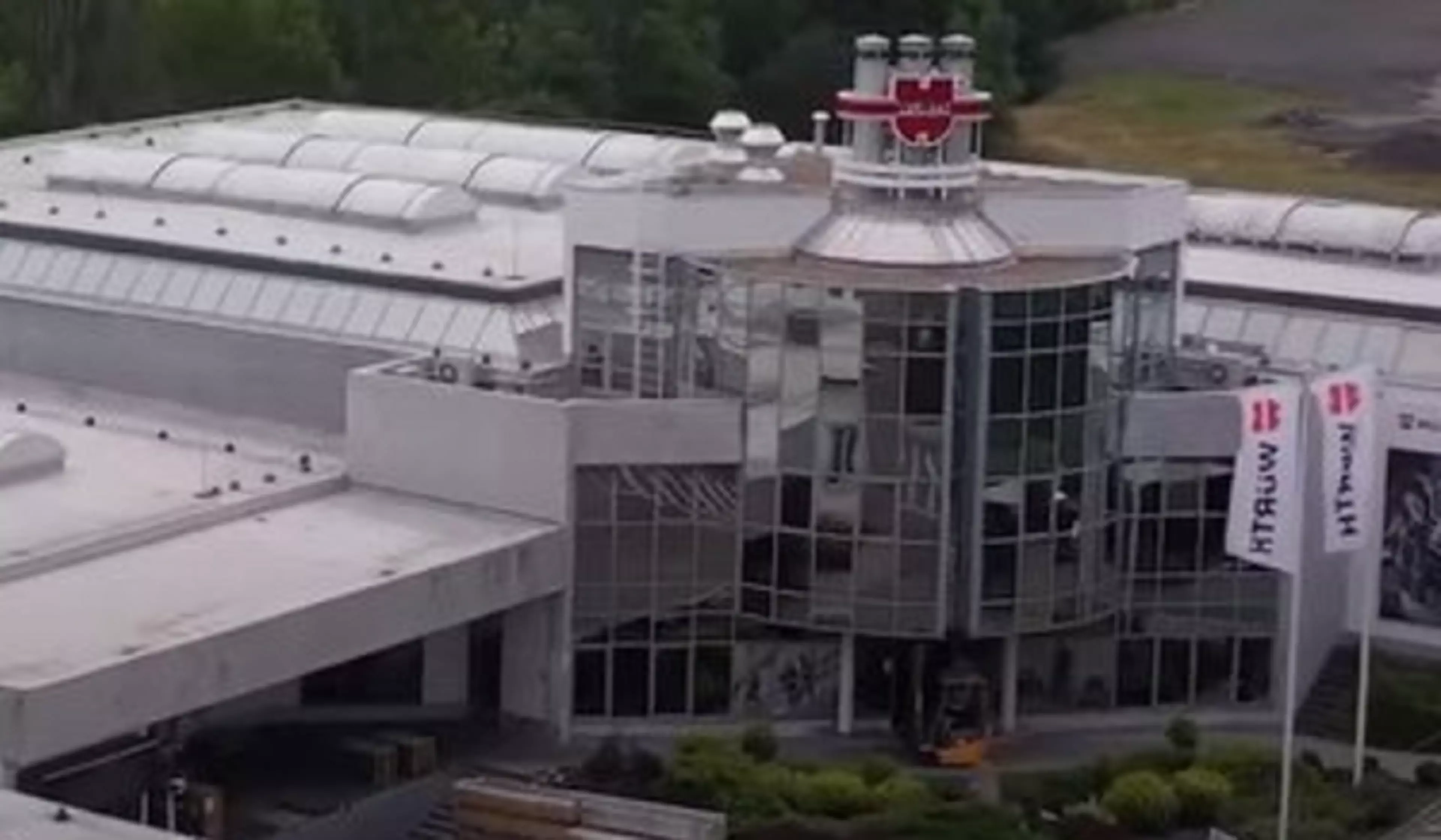 Würth is ensuring business continuity through body temperature measurementHeroSlider