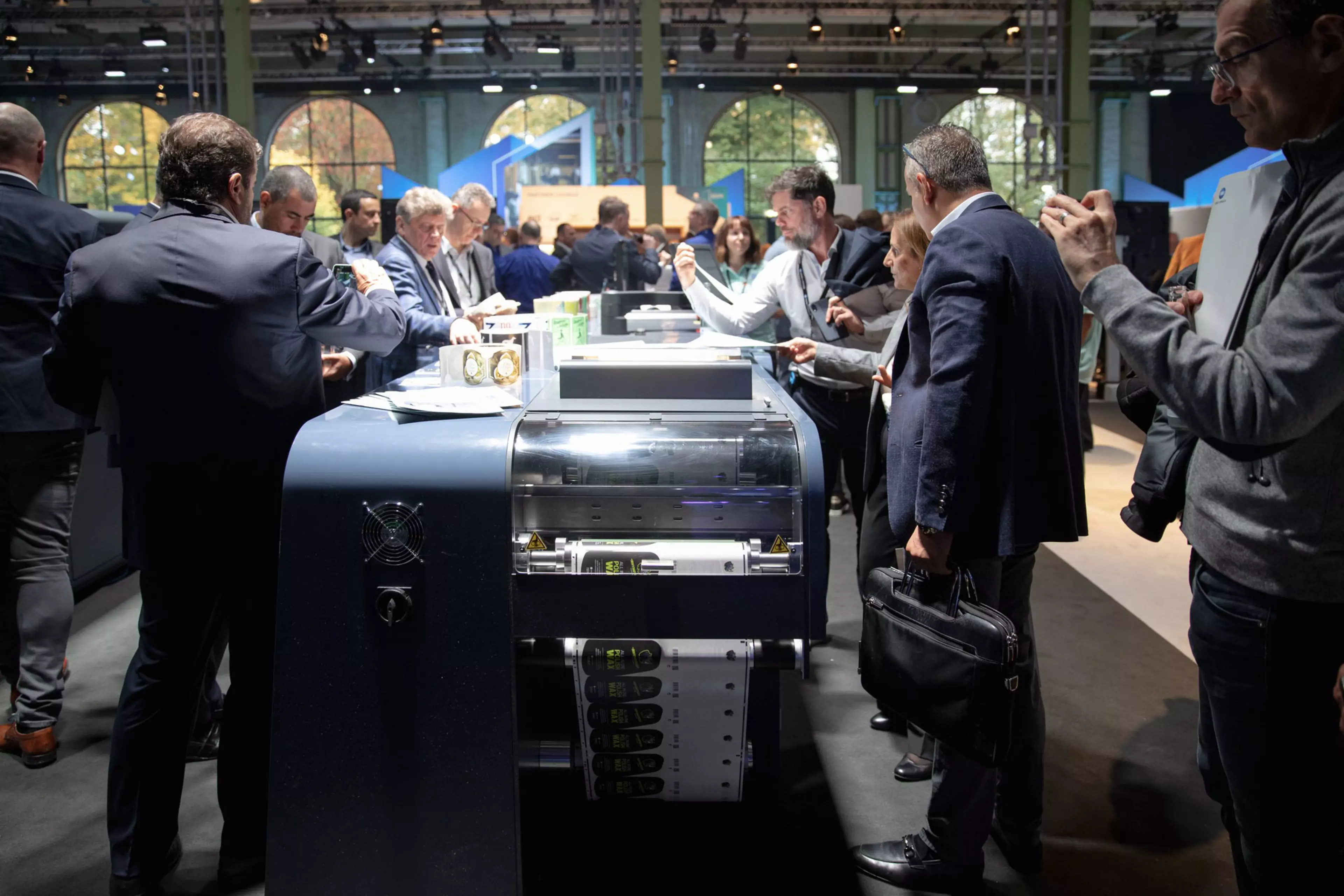Konica Minolta invita i clienti a ridefinire la Stampa e la Nobilitazione Digitale  di Etichette a Labelexpo 2023ImgCarousel2