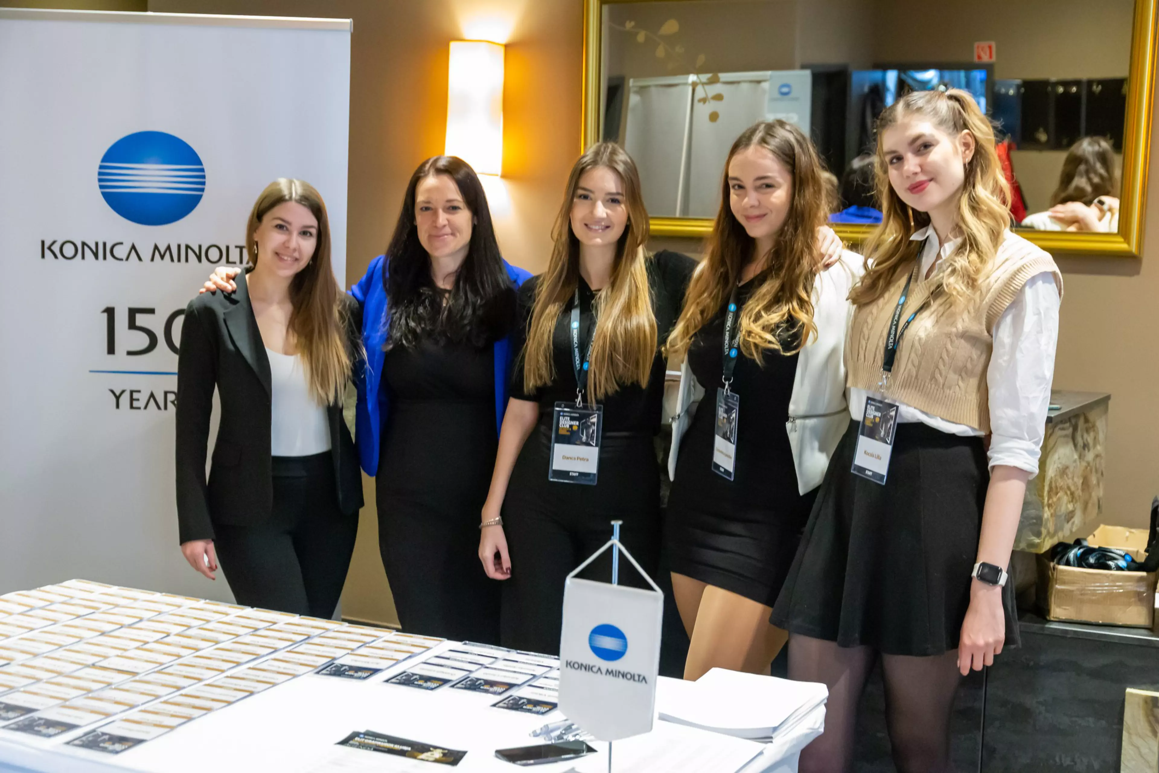 Elit Grafikusok Klubja VIP Rendezvény és DíjátadóImgCarousel7