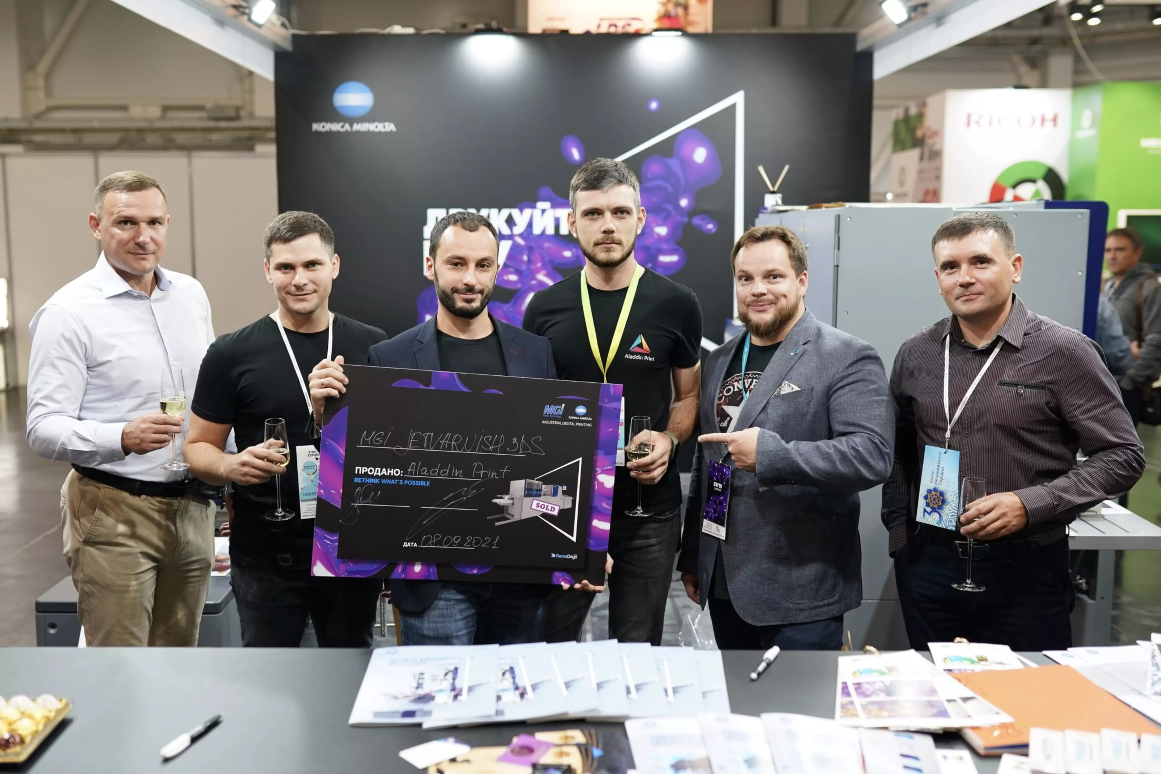 Konica Minolta й Aladdin Print уклали угоду про продаж 4-ї в Україні MGI JETVARNISH 3DS & FOILS на RemaDays Kyiv 2021ImgCarousel2