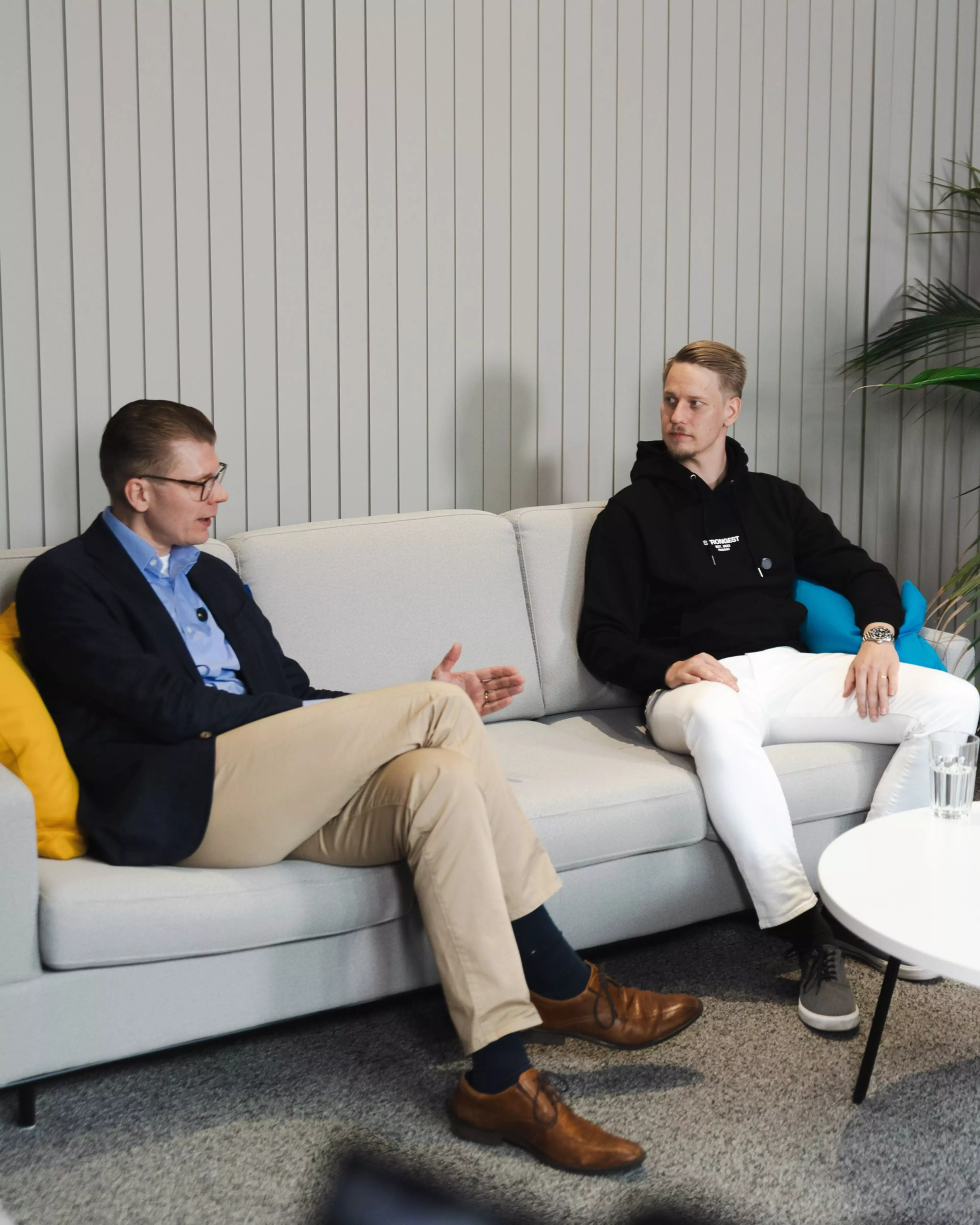 Äly hoi -podcast Tekoäly johtamisessa: Toni Heiskanen, Jani Munne, Anne Hernetkoski