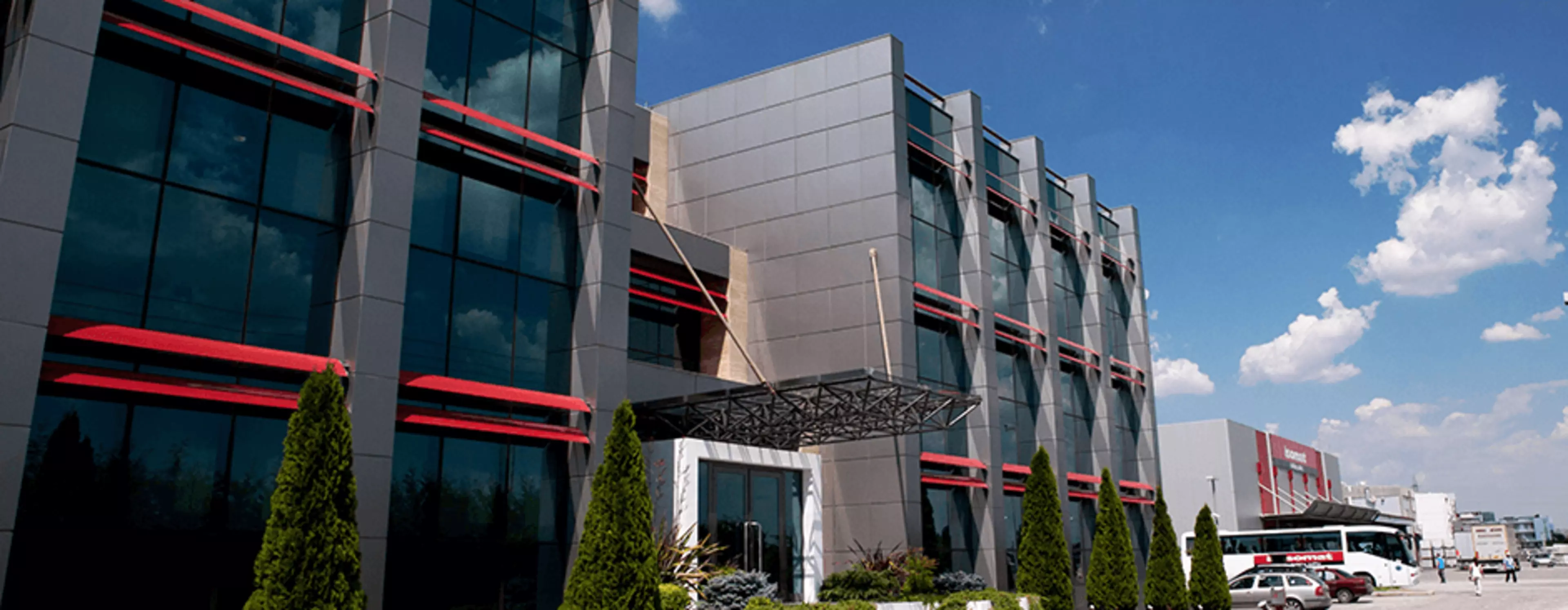 Η Konica Minolta ανανέωσε τις εκτυπωτικές διαδικασίες της ISOMAT με OPS έργοImgCarousel2