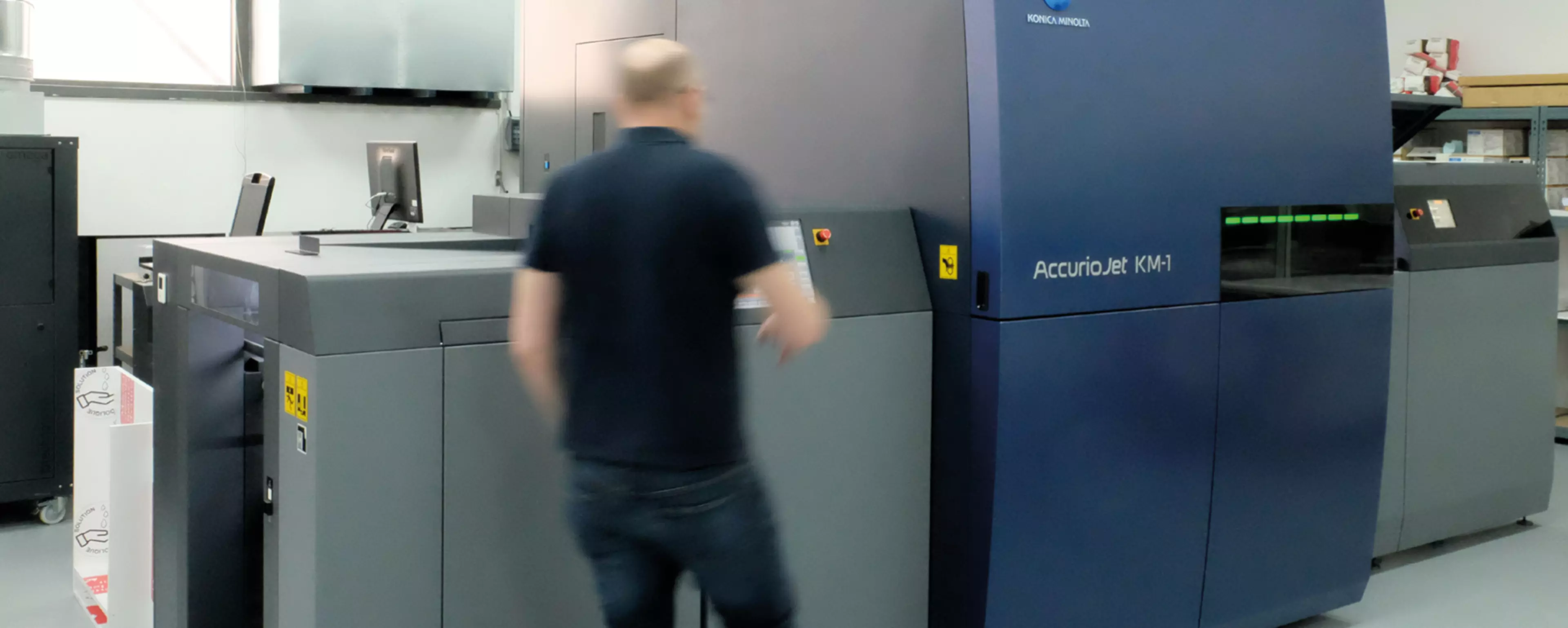 LongEstablished printer invests in Konica Minolta AccurioJet KM1 inkjet technology to increase fle