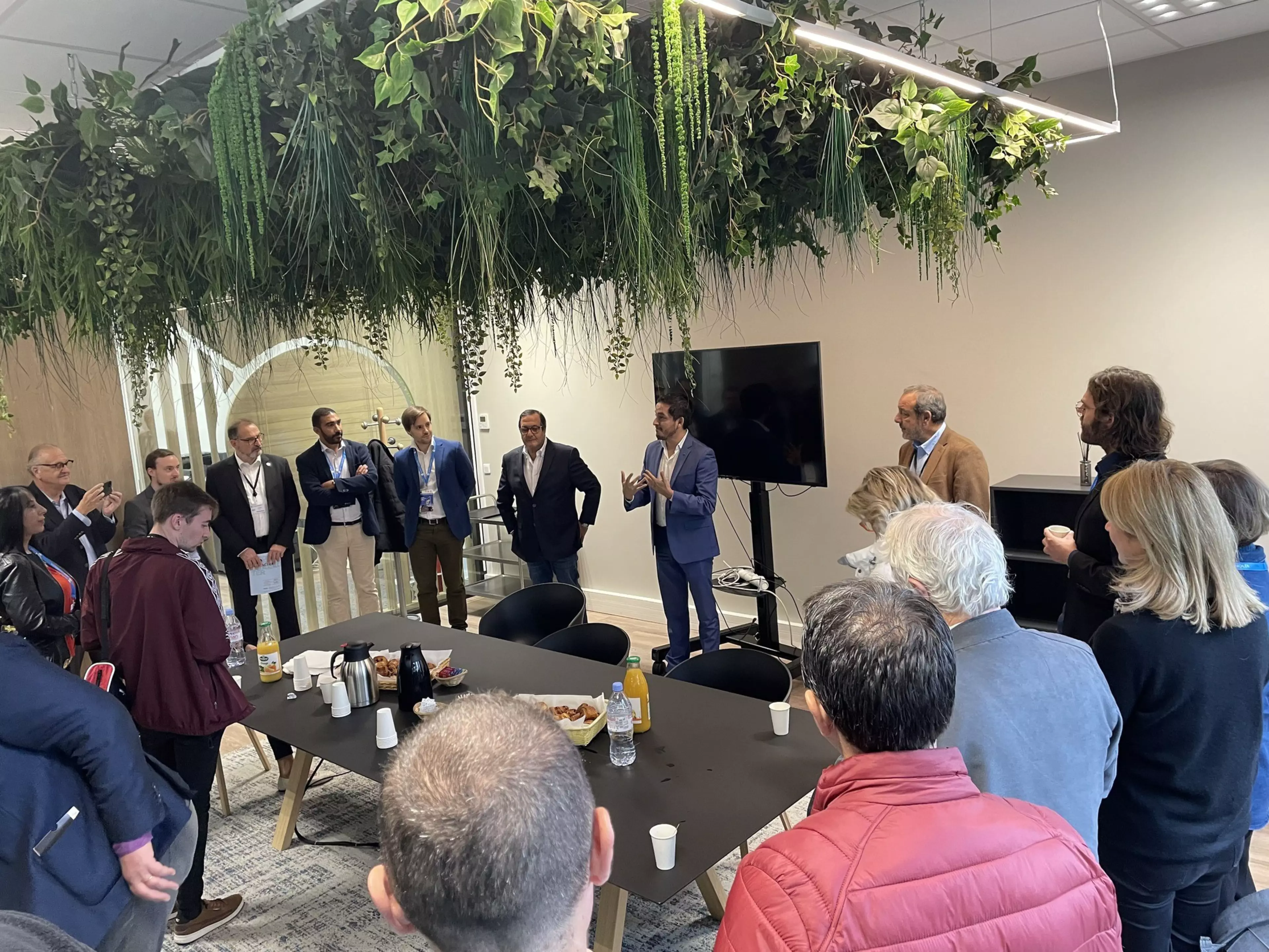 Konica Minolta e MGI Annunciano il lancio globale del sistema di stampa digitale ALPHAJET 4.0 e la sua prima vendita in FranciaImgCarousel12