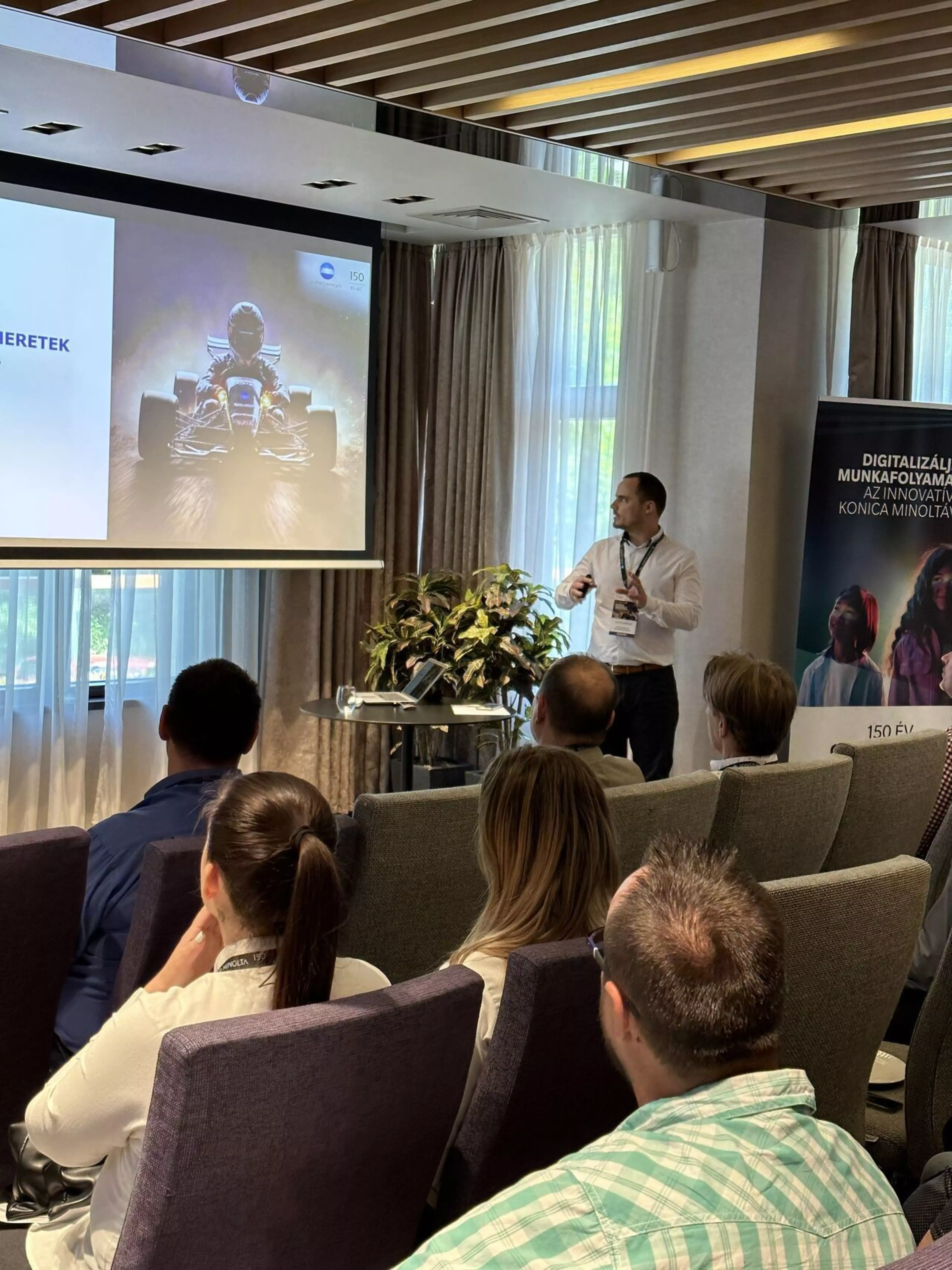 DIGITÁLIS MUNKAHELYI MEGOLDÁSOK | ROADSHOW | ÖSSZEFOGLALÓImgCarousel10