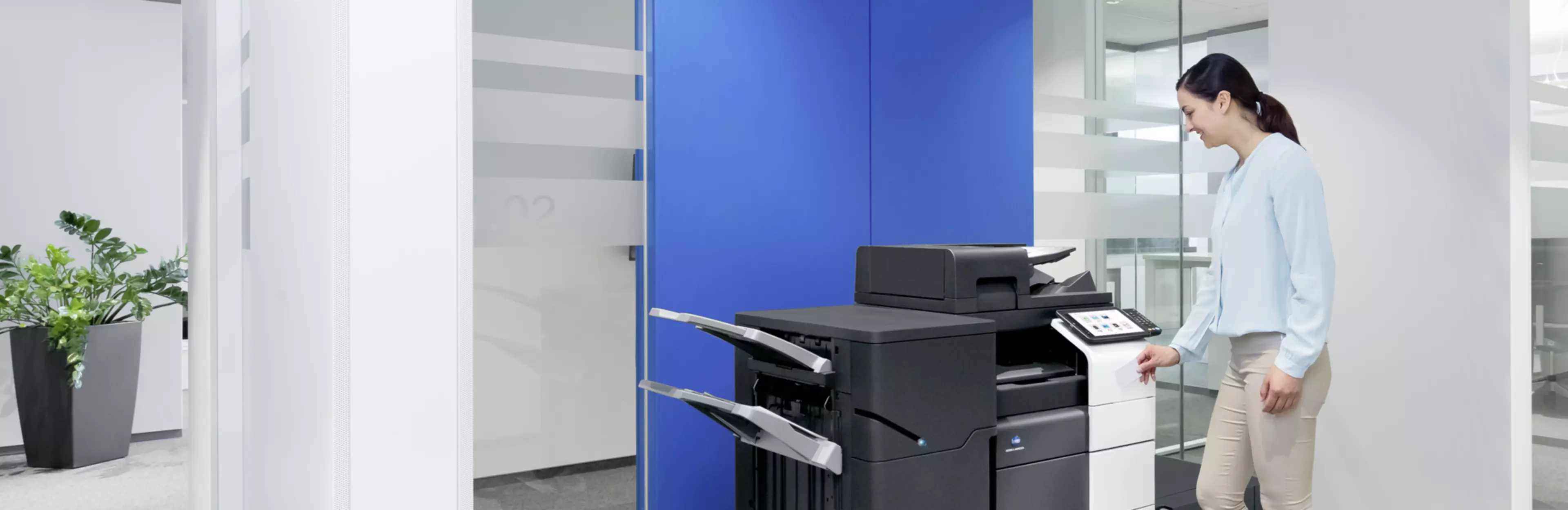 card reader, cardreader, corridor, location picture, office, office environment, office situation, product photo