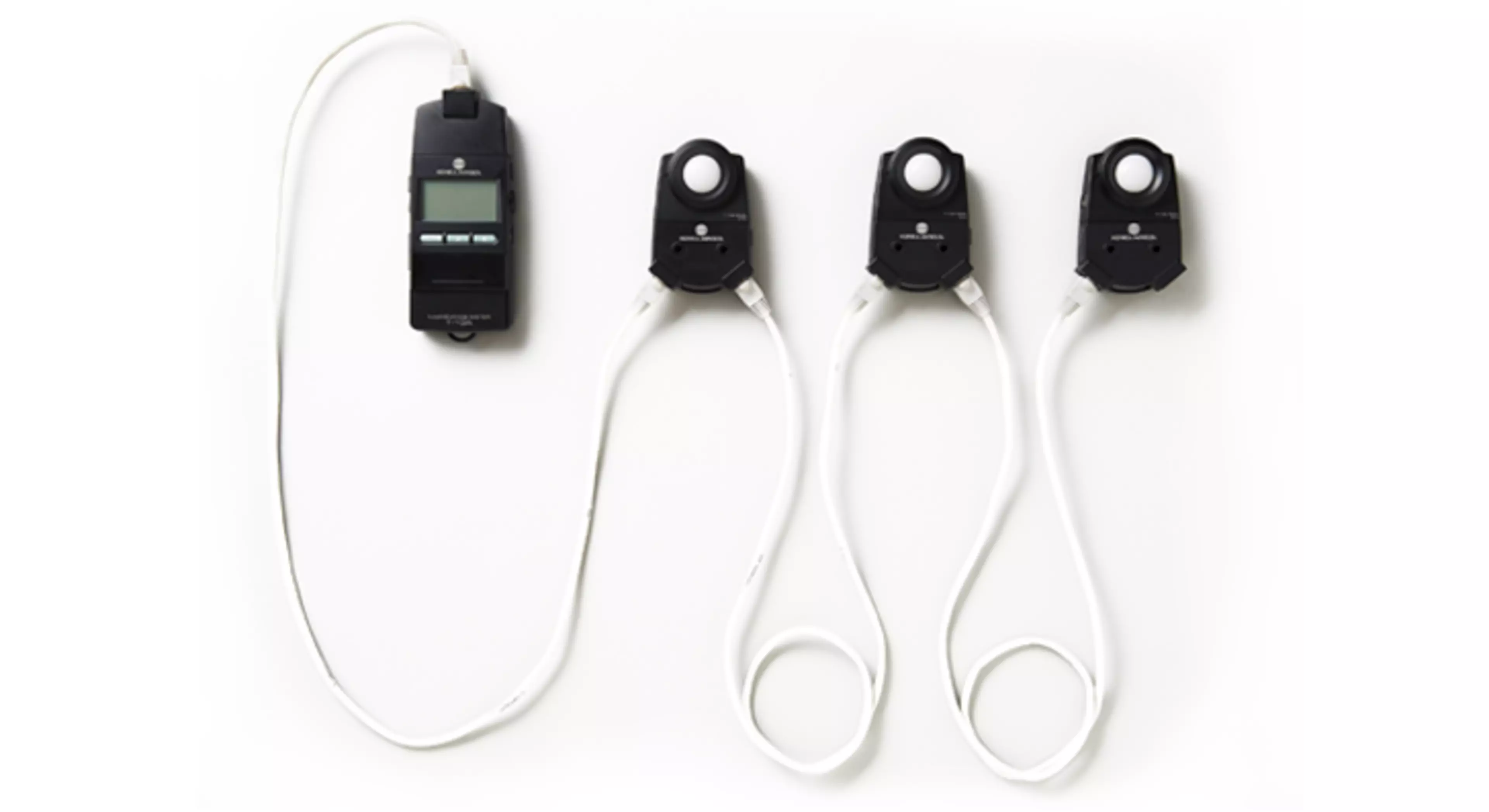 Illuminace Meter T10A with removable receptors connected to each other using a LAN cable