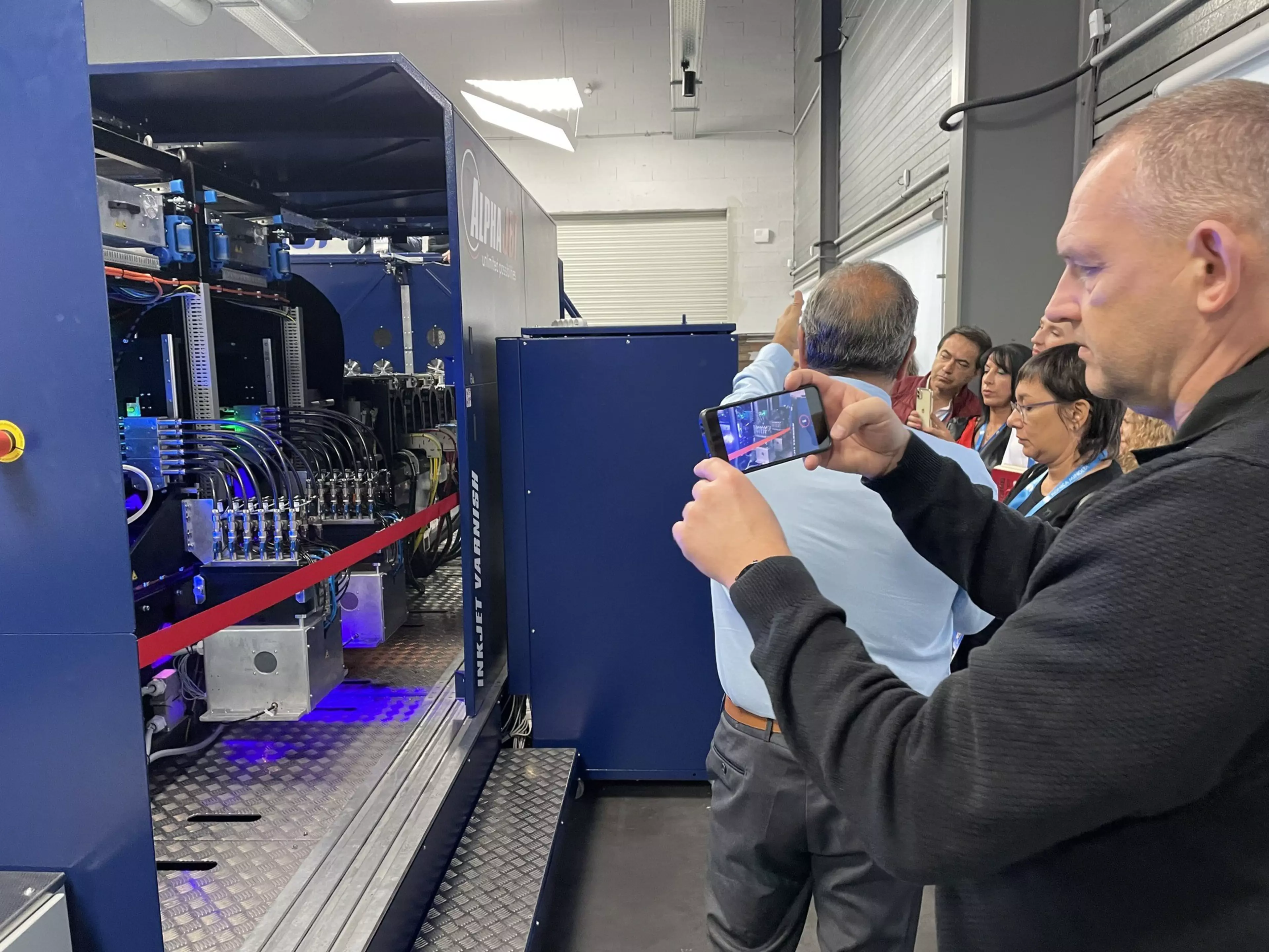 Konica Minolta e MGI Annunciano il lancio globale del sistema di stampa digitale ALPHAJET 4.0 e la sua prima vendita in FranciaImgCarousel5