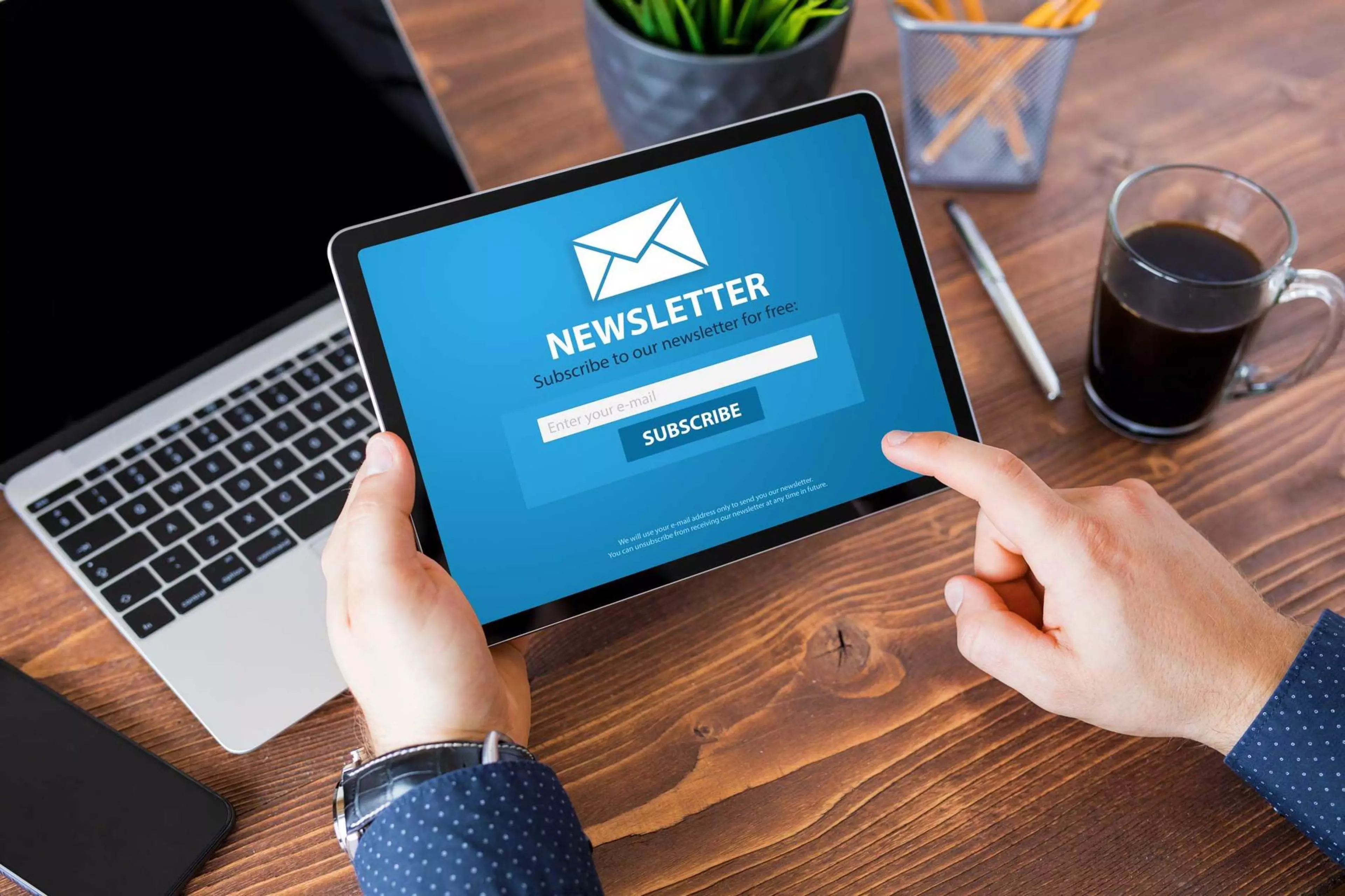 Immer up to date - mit unserem NewsletterHeroSlider