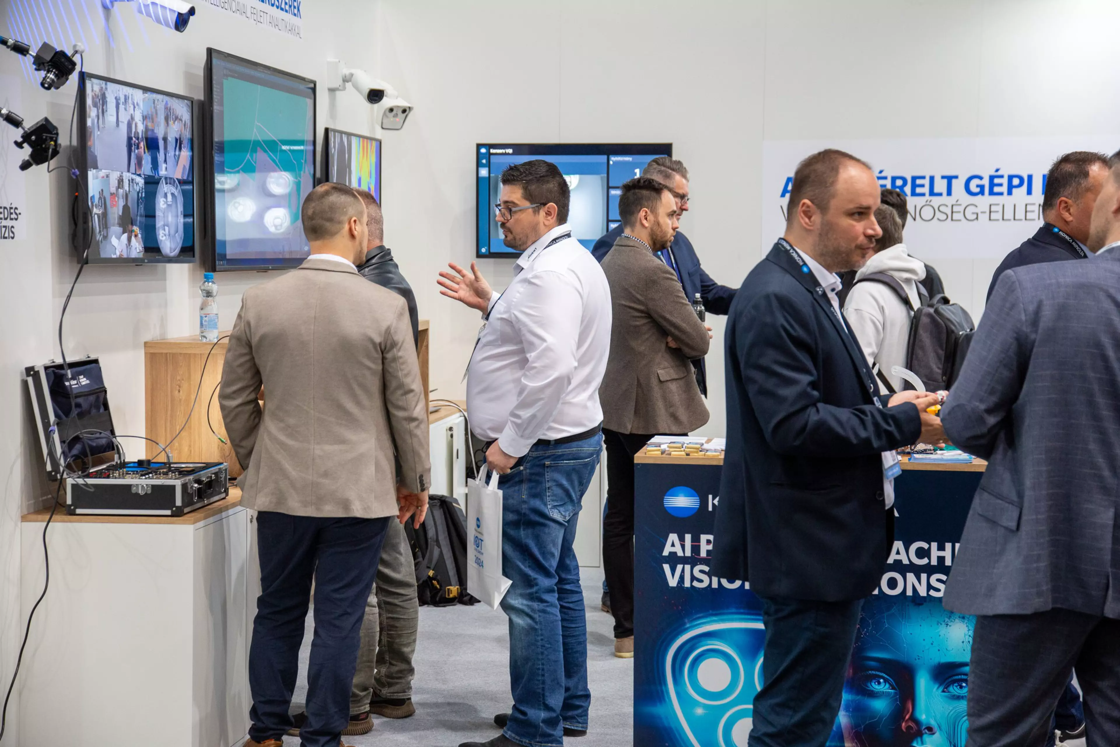 MI vezérelt gépi látás megoldásainkkal és a FORXAI Mirror debütálásával érkeztünk az IOT LIVE SHOWRa!ImgCarousel2