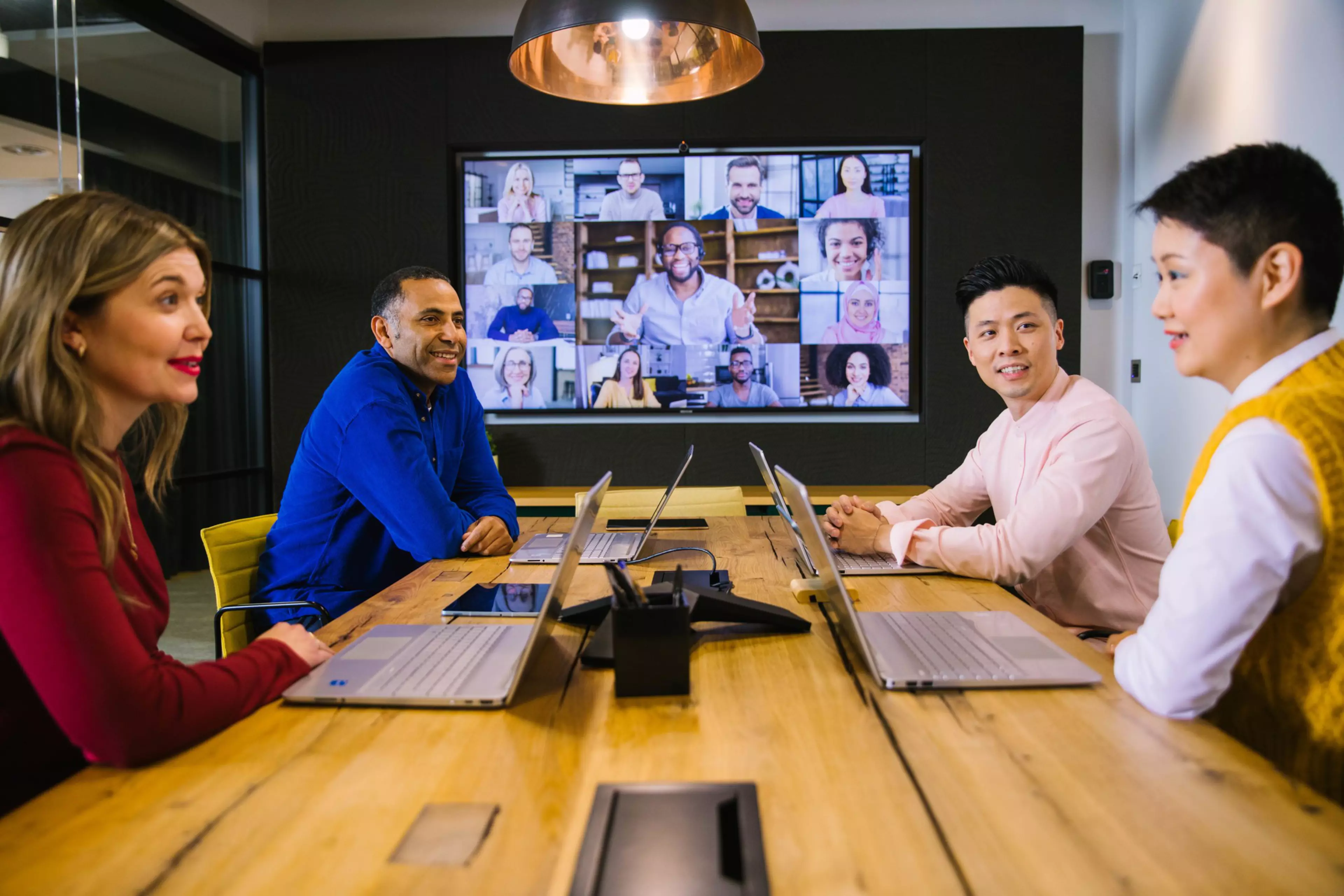 ICW_Intelligent_Connected_Workplace_Imagery_31_120.jpg