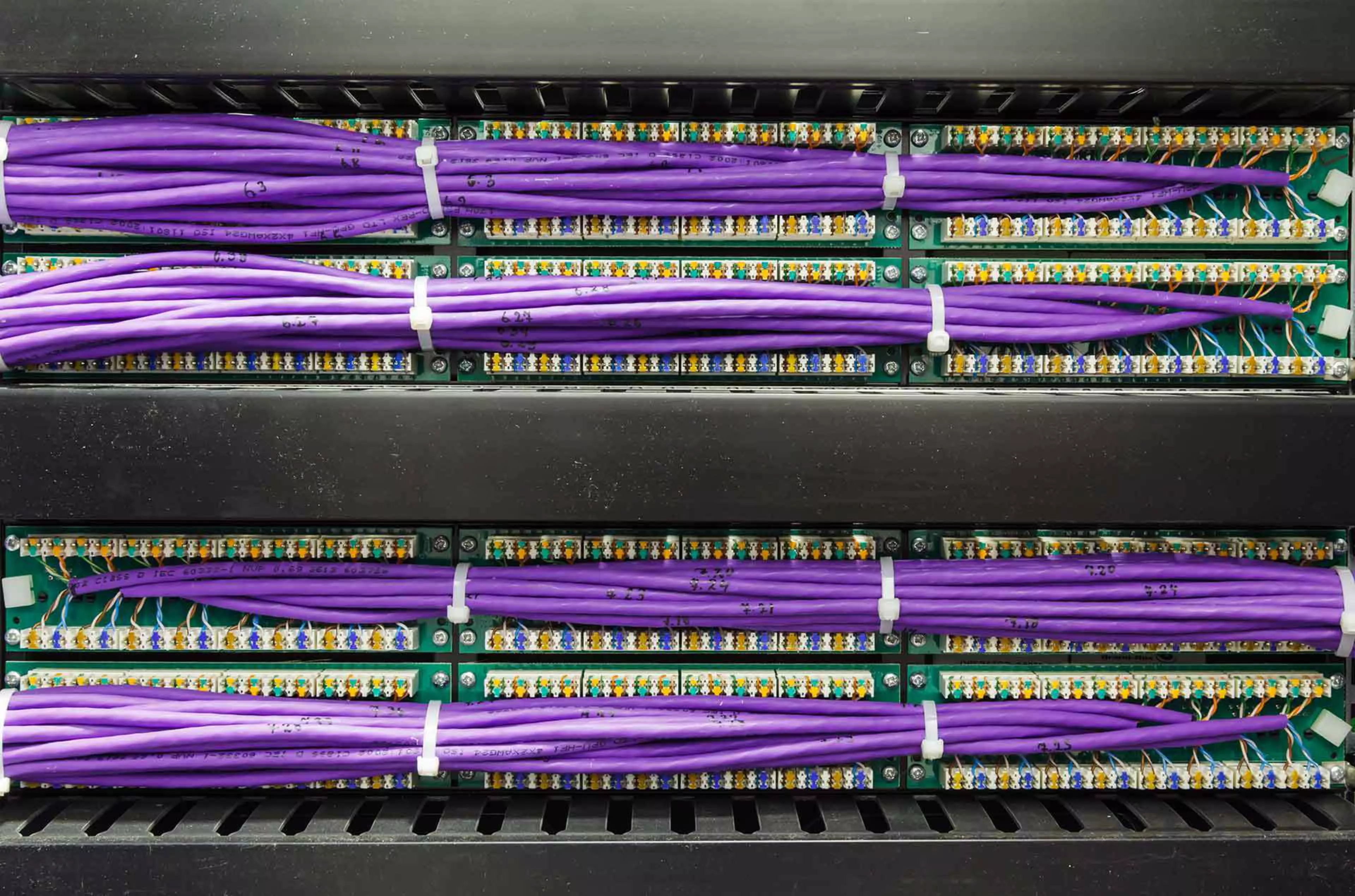 NetzwerkanalyseHeroSlider