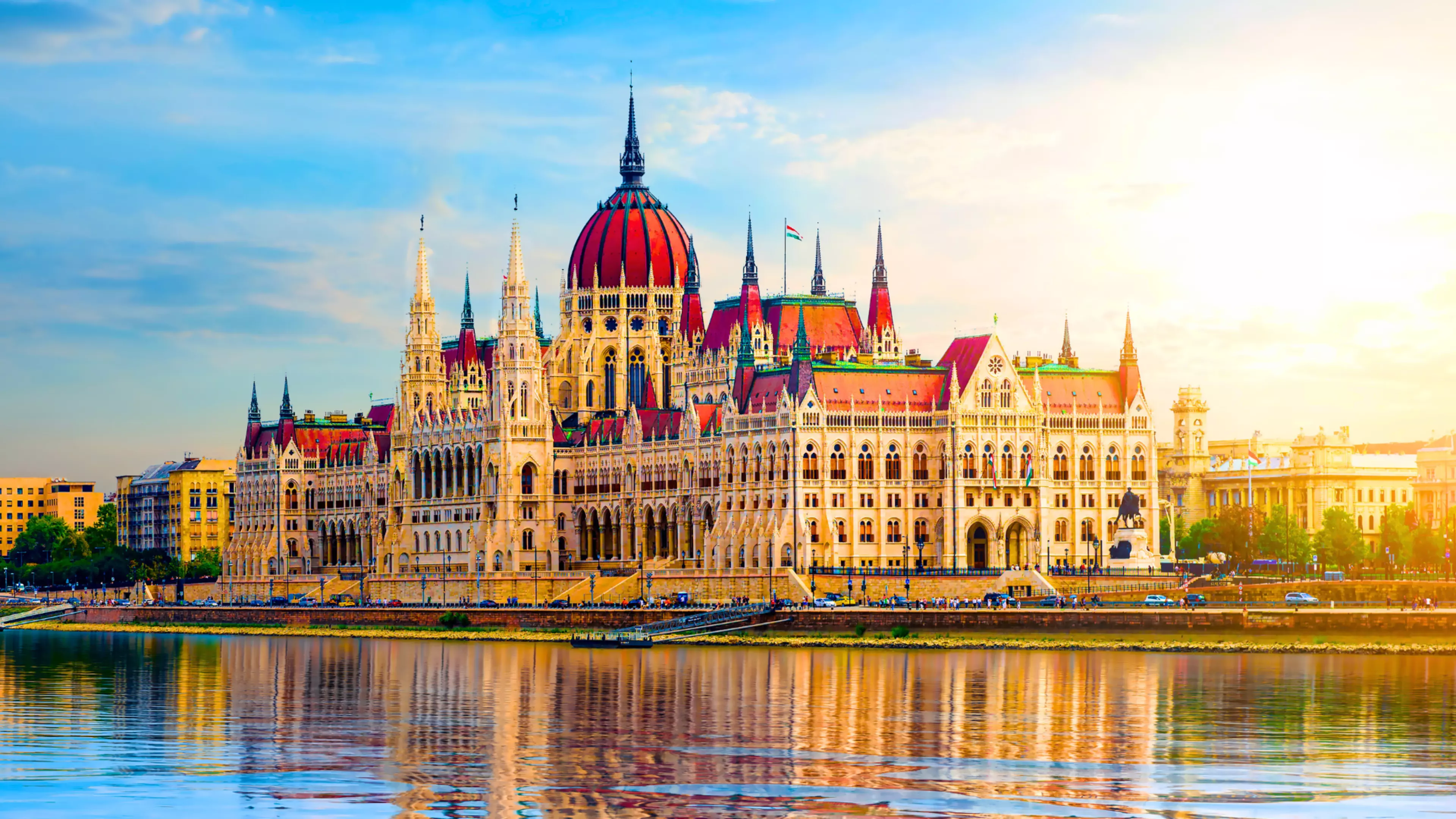 Budapest ShowroomHeroSlider
