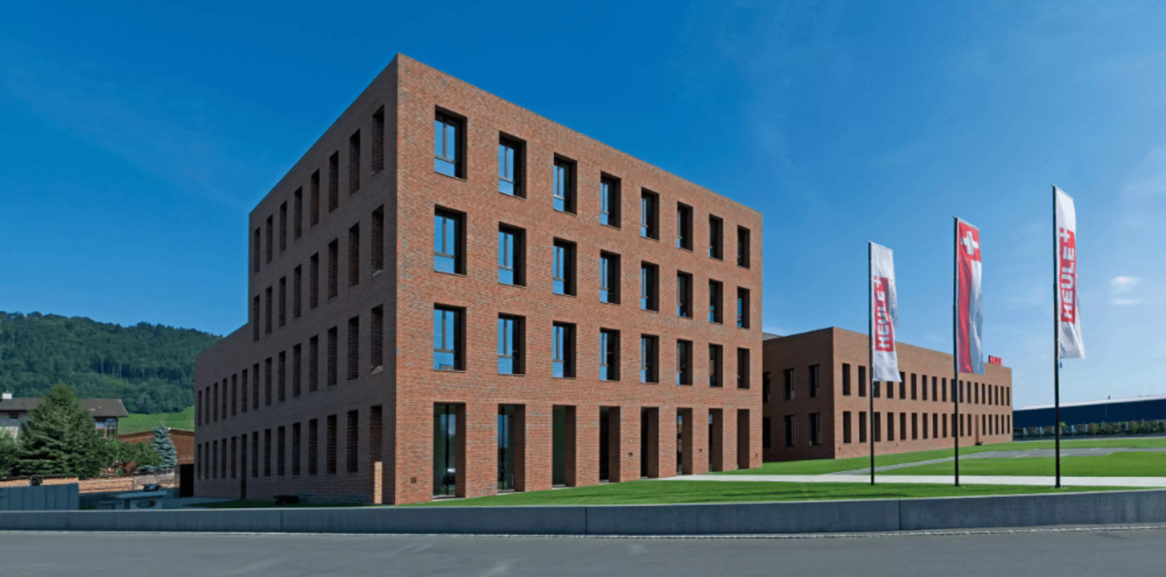 HEULE: Taking the daily business to the next level with a cloudBased ERP system