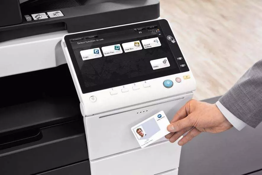 Impresora Multifuncional Láser Konica Minolta BIZHUB C558